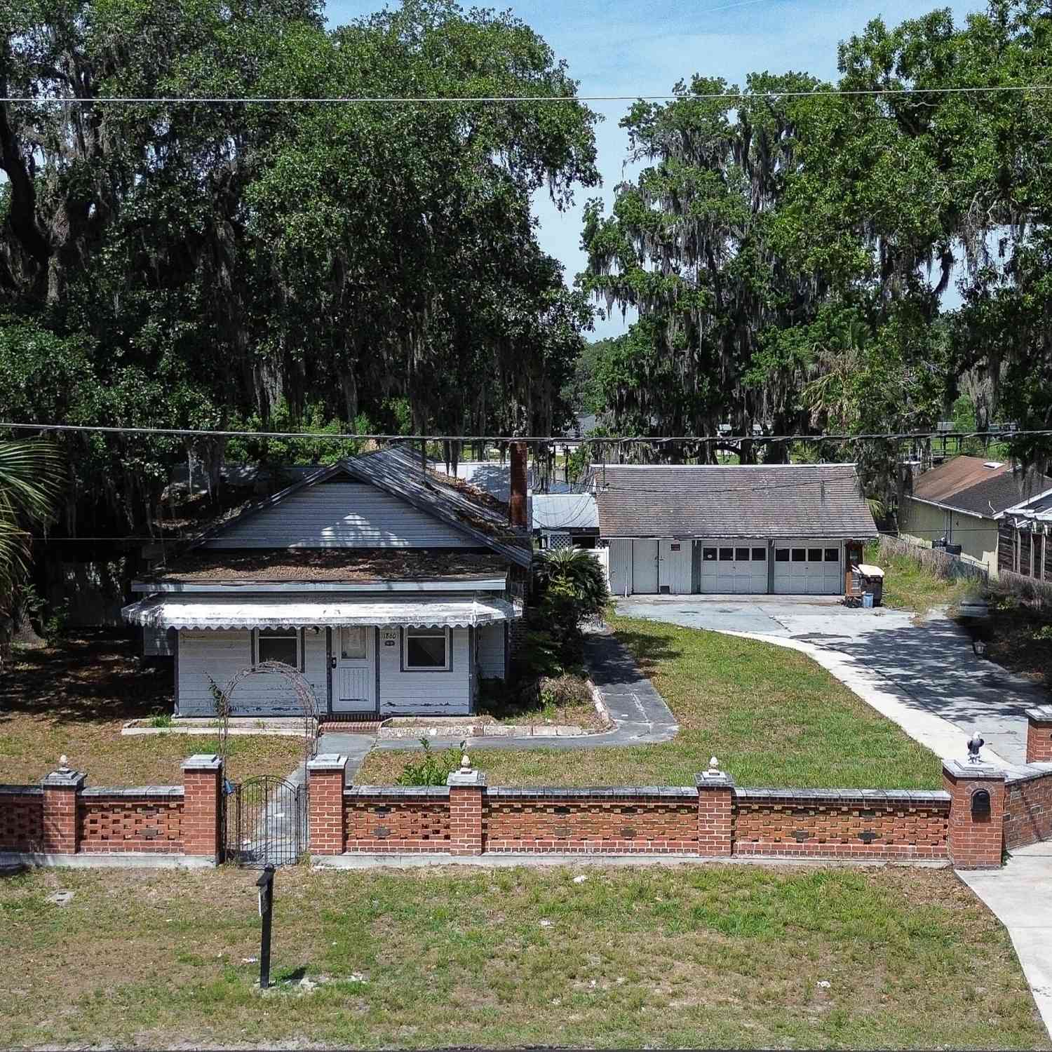Homes For Sale - 1860 Lake Shore Boulevard<br/> Duval County, Jacksonville, FL 32210