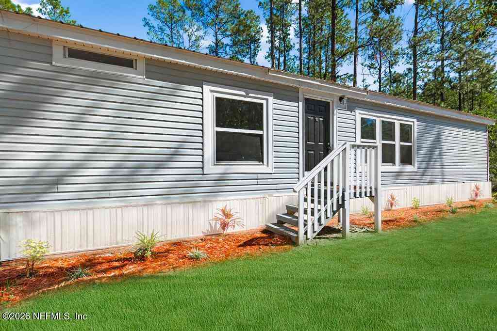 Mobile Home For Sale - 10350 Crotty Avenue<br/> Hastings, FL 32145