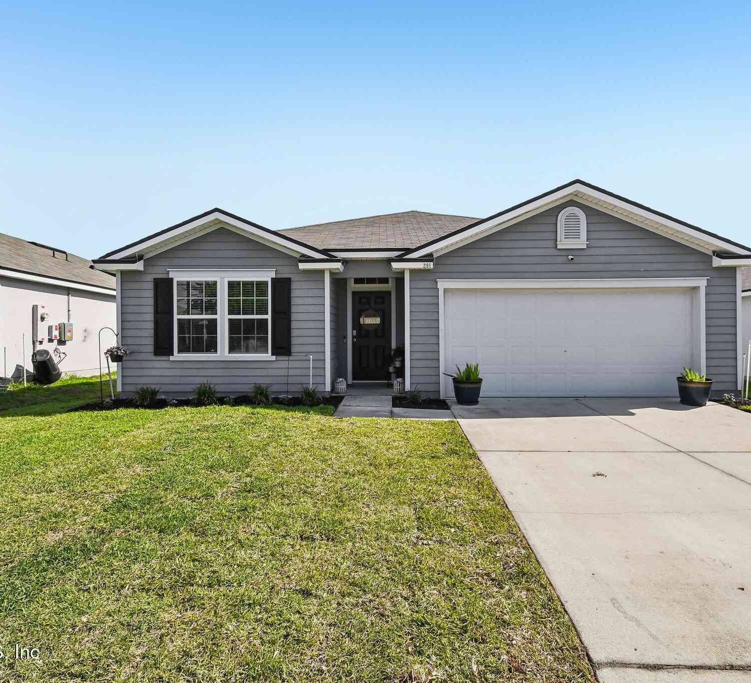 Homes For Sale - 2195 Willow Springs Drive<br/> Clay County, Green Cove Springs, FL 32043