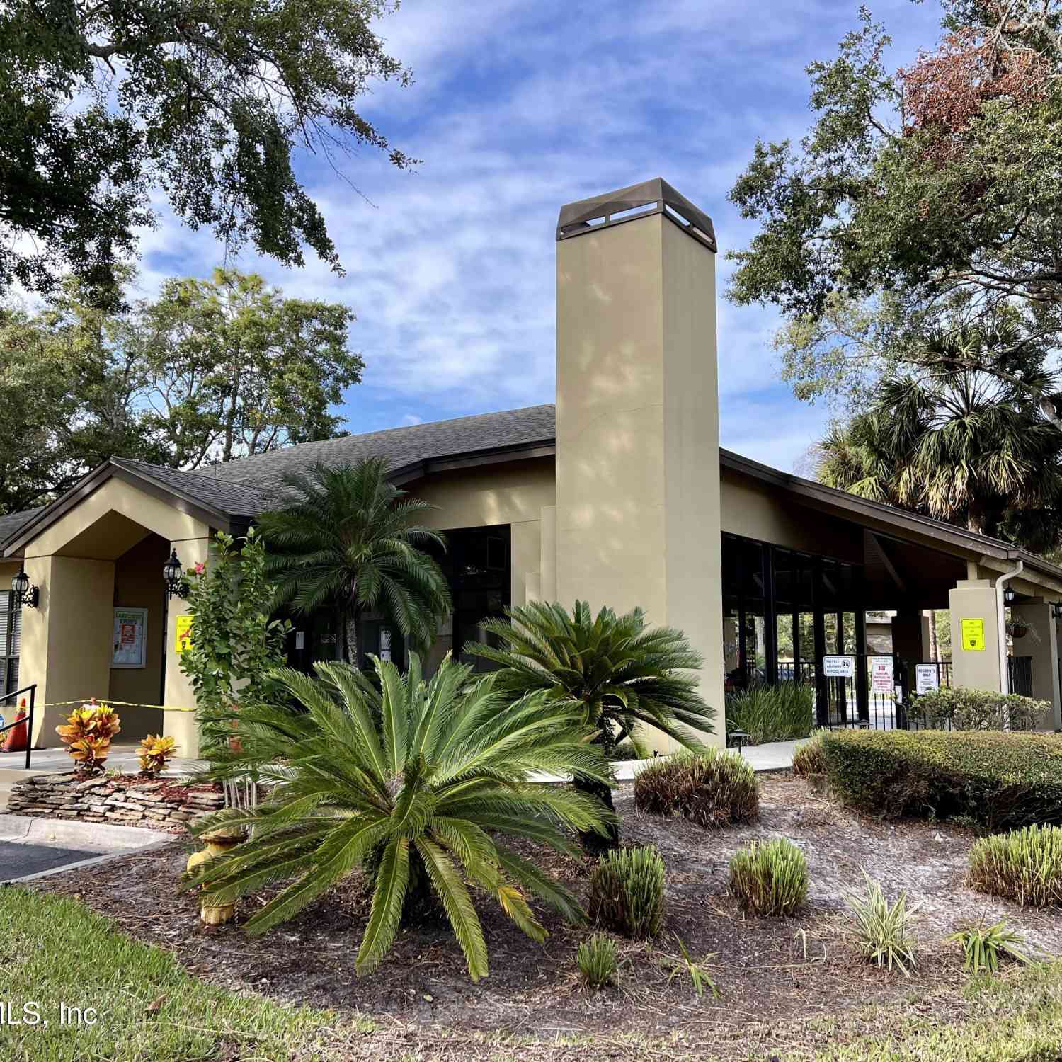 Condo For Rent - 10150 Belle Rive Boulevard #904<br/> Jacksonville, FL 32256