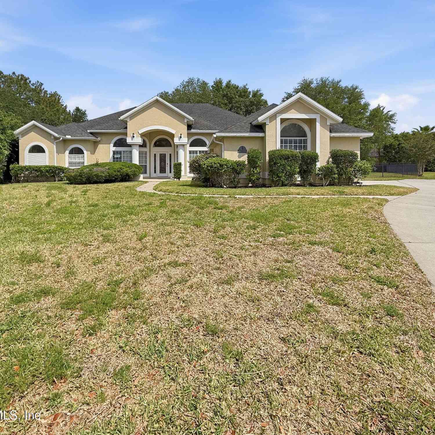 Homes For Sale - 10973 Hickory Trace Lane<br/> Jacksonville, FL 32256
