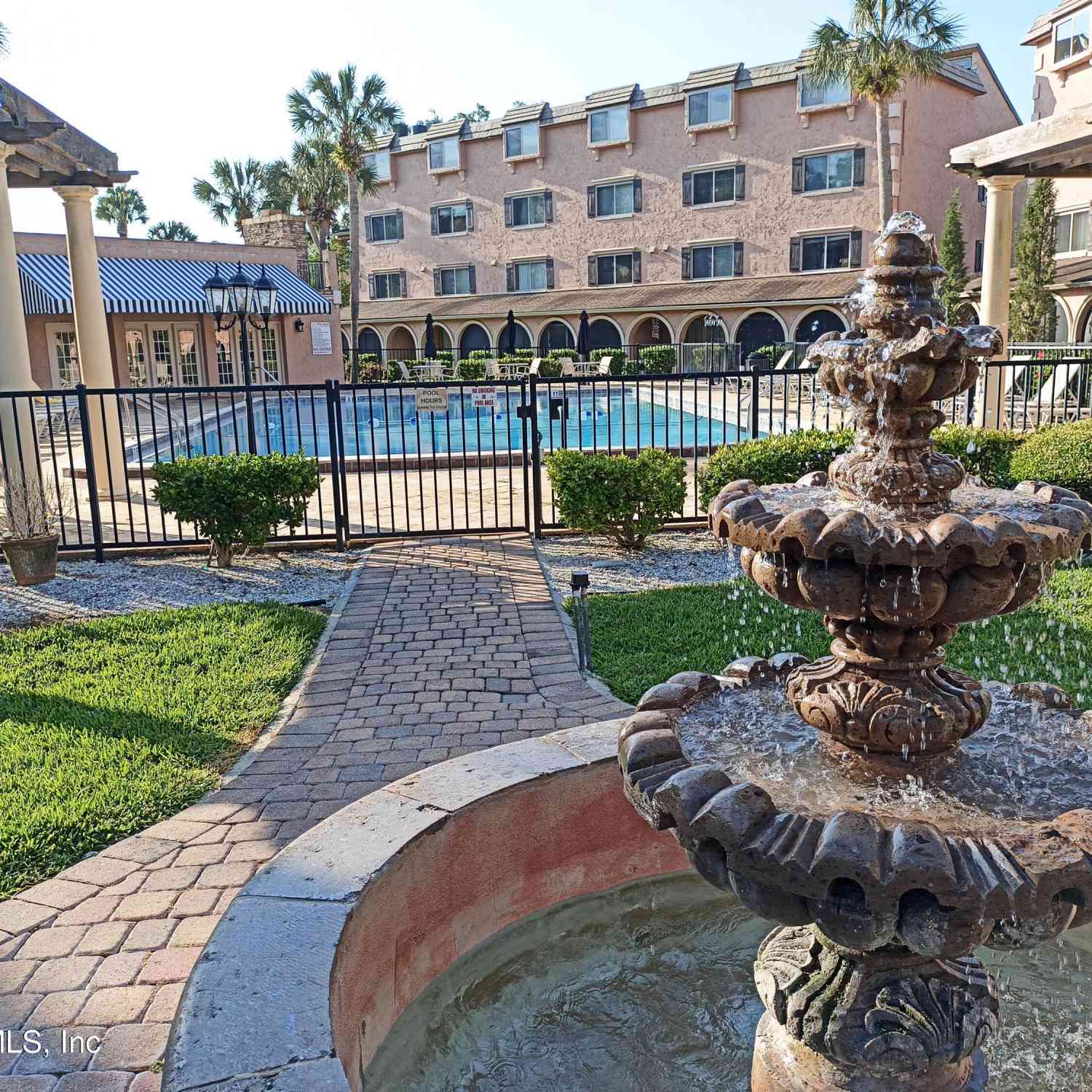 Condo For Sale - 5375 Ortega Farms Boulevard #1008<br/> Duval County, Jacksonville, FL 32210
