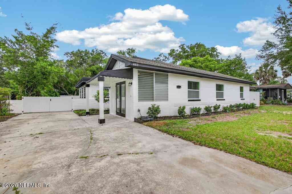 Homes For Sale - 536 Sapelo Road<br/> Jacksonville, FL 32216