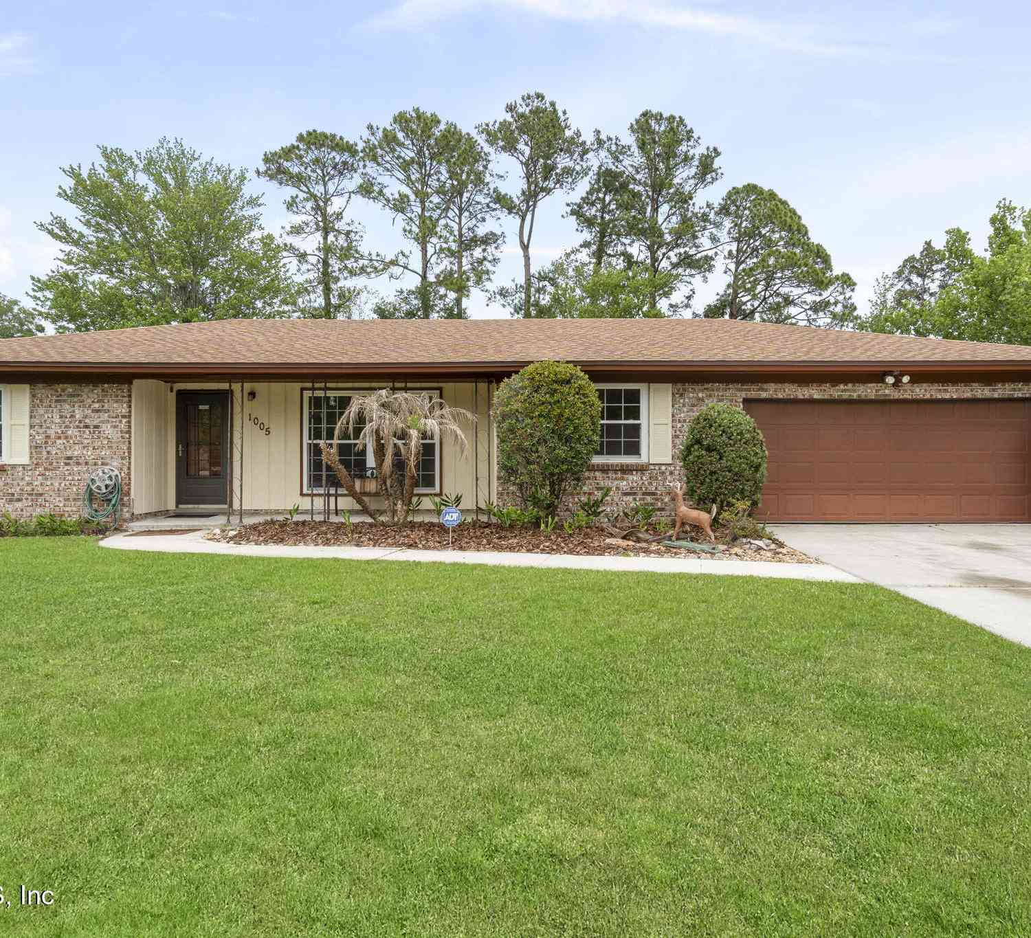 Homes For Sale - 1005 Hibernia Forest Drive<br/> FlemingKey, FL 32003
