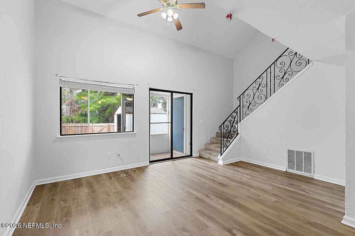 Townhouse For Sale - 2856 Sand Castle Lane<br/> Duval County, Jacksonville, FL 32233