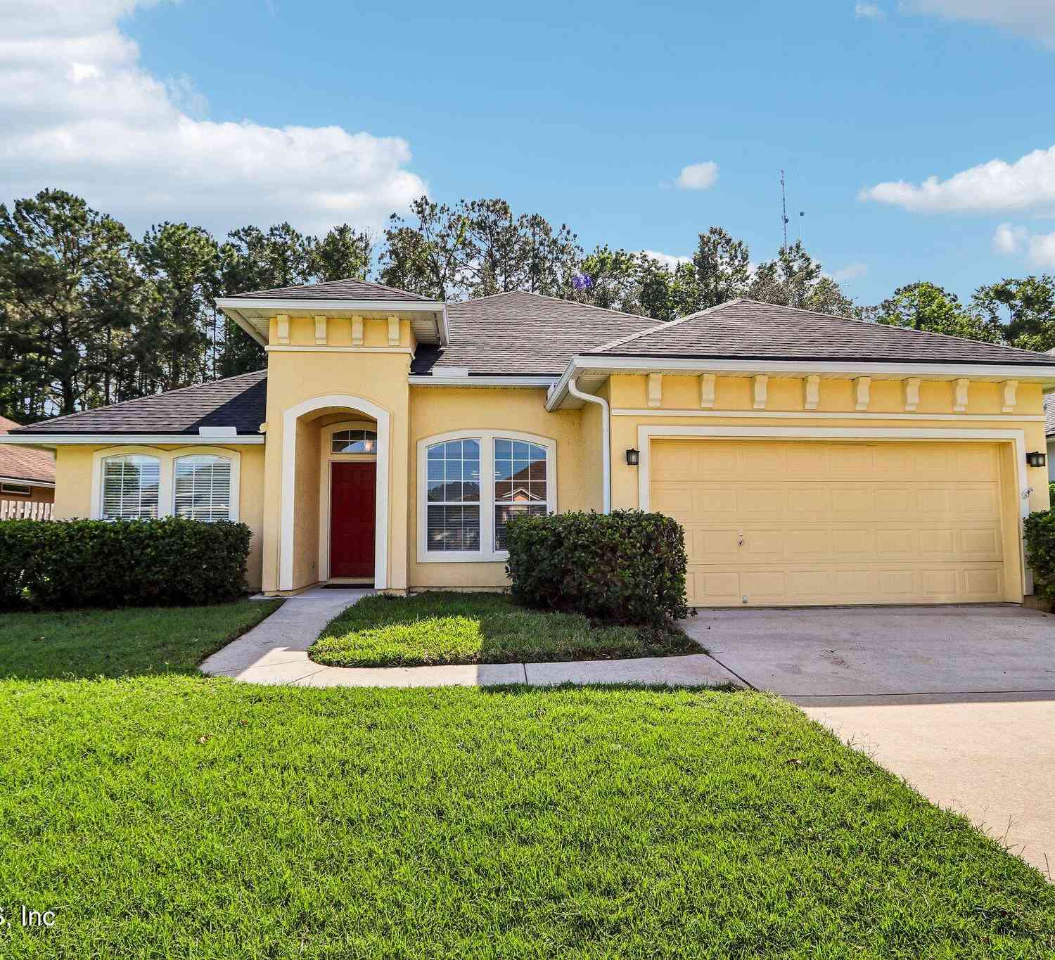 Homes For Sale - 1788 Hollow Glen Drive<br/> Middleburg, FL 32068