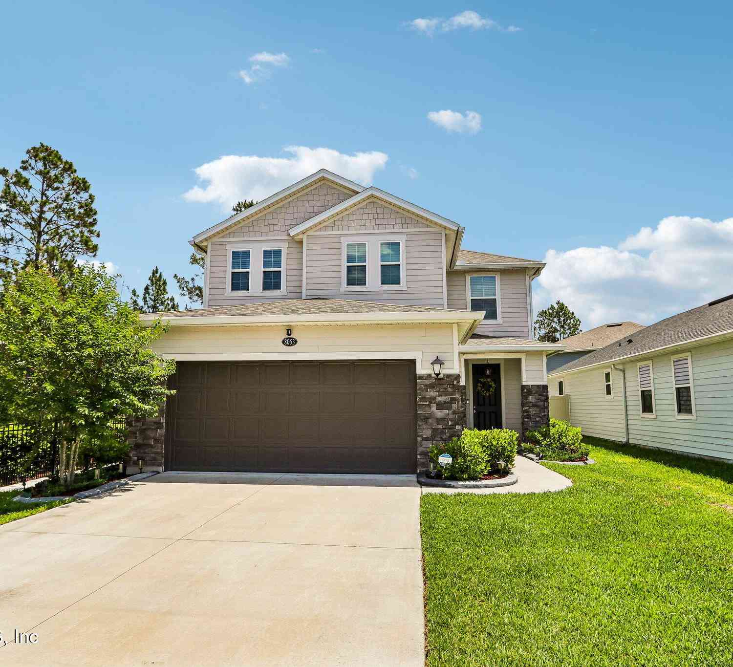 Homes For Sale - 8053 Guild Way<br/> Jacksonville, FL 32222