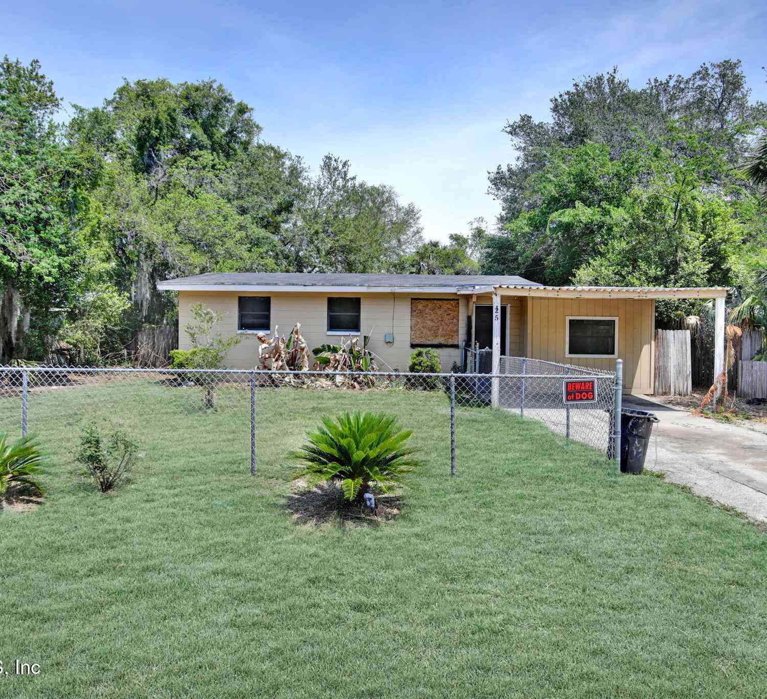 Homes For Sale - 125 Woodside Drive<br/> Orange Park, FL 32073