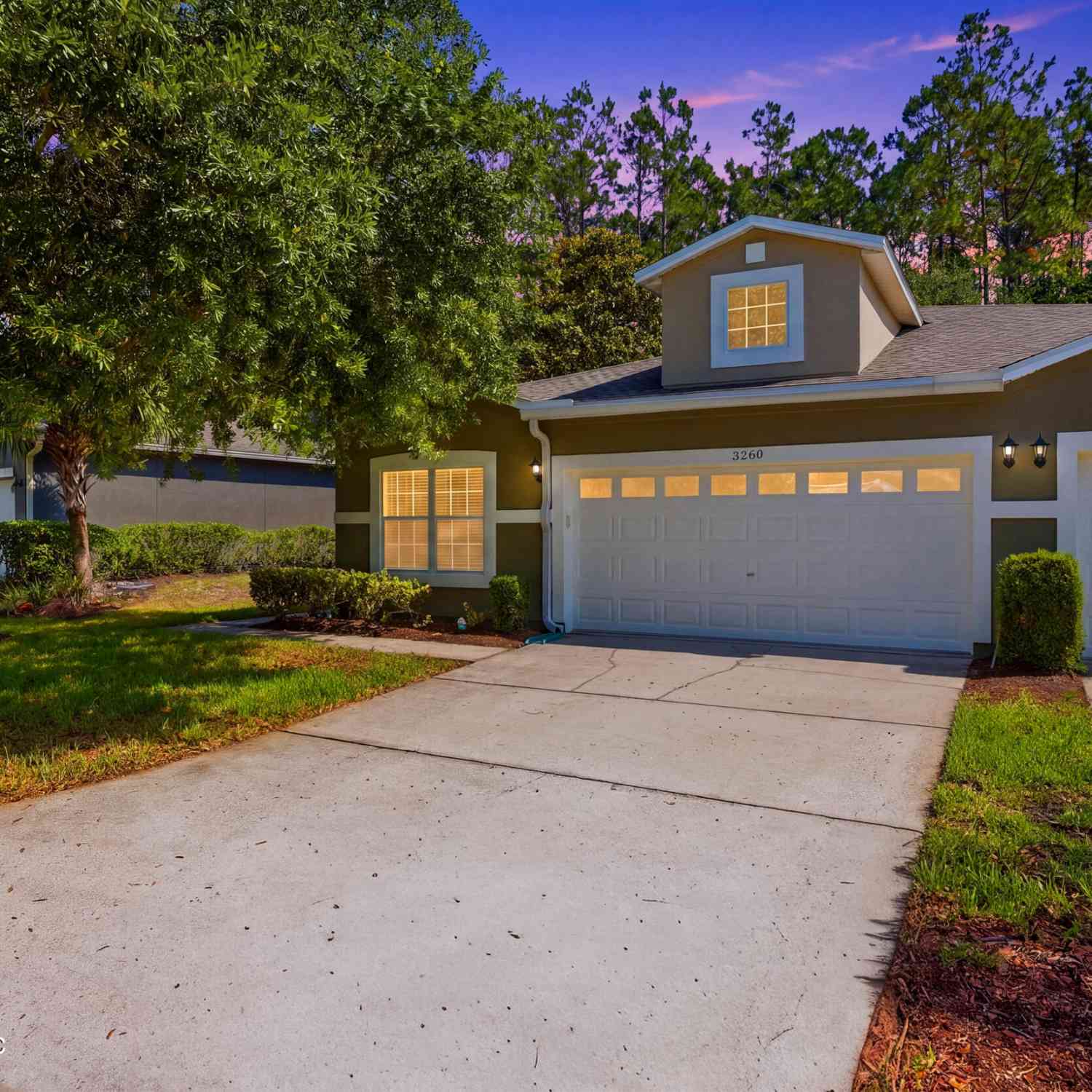 Townhouse For Sale - 3260 Chestnut Ridge Way<br/> Orange Park, FL 32065