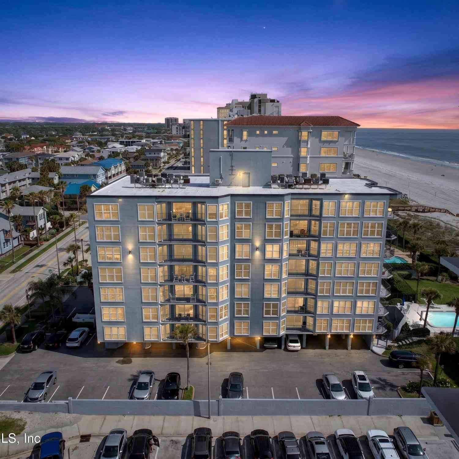 Condo For Sale - 1551 1st Street #103<br/> Duval County, Jacksonville Beach, FL 32250