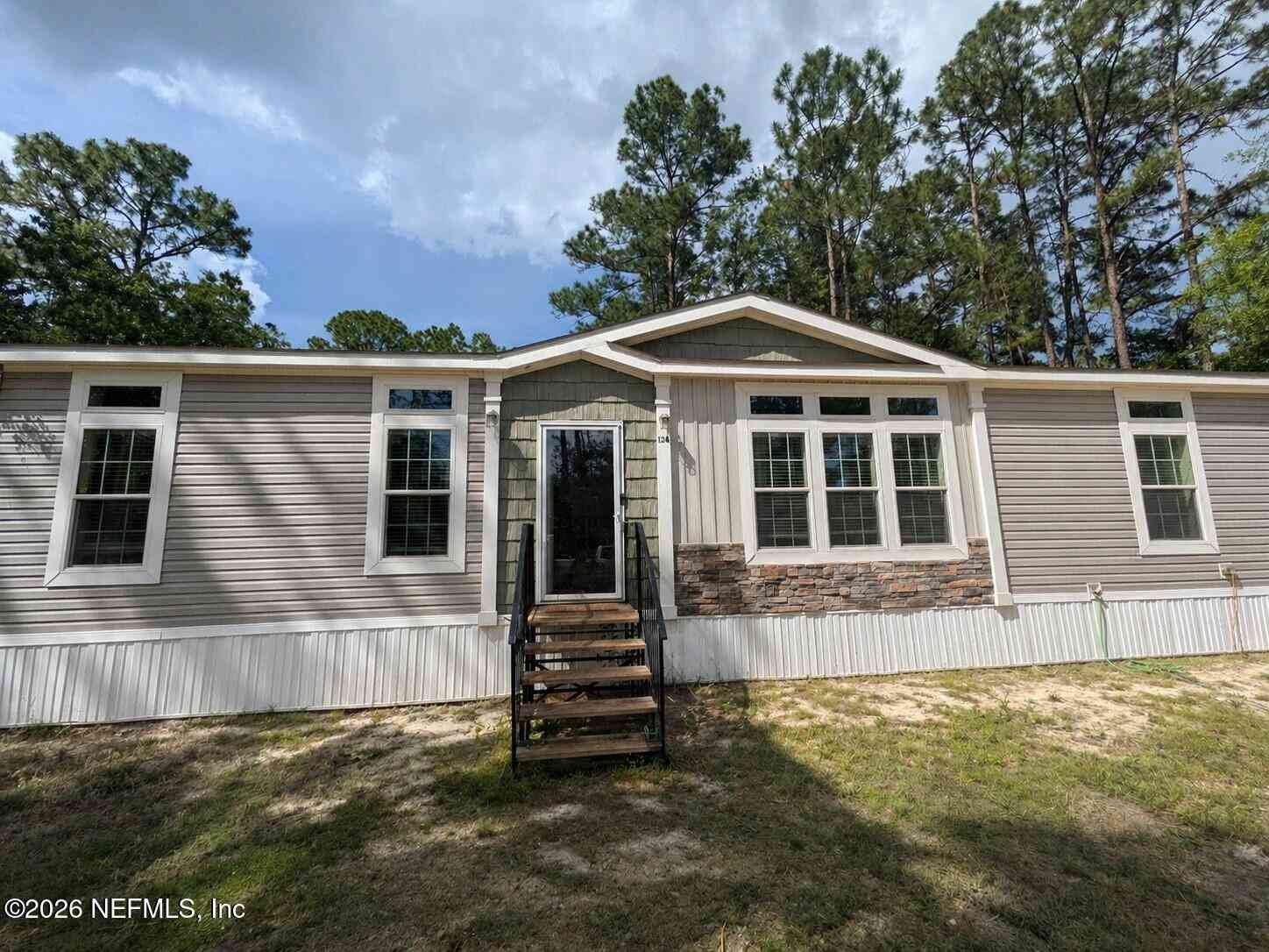 Homes For Sale - 124 Jack Road<br/> Palatka, FL 32177