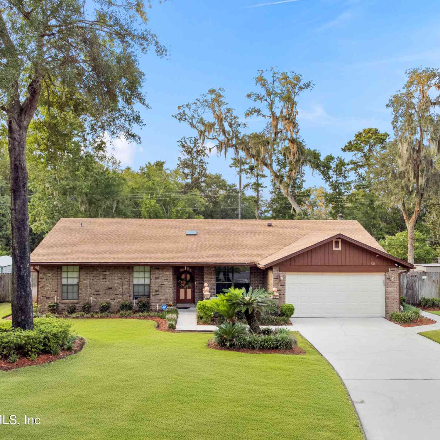 Homes For Sale - 526 Samuel Huntington Street<br/> Orange Park, FL 32073