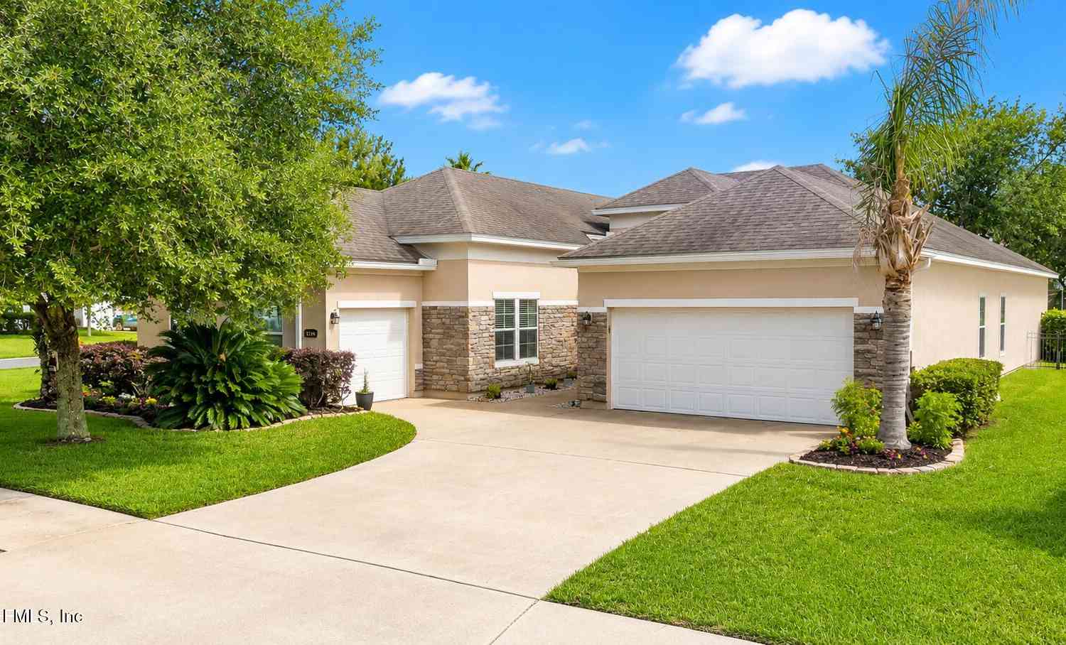 Homes For Sale - 4616 Golf Brook Road<br/> Orange Park, FL 32065
