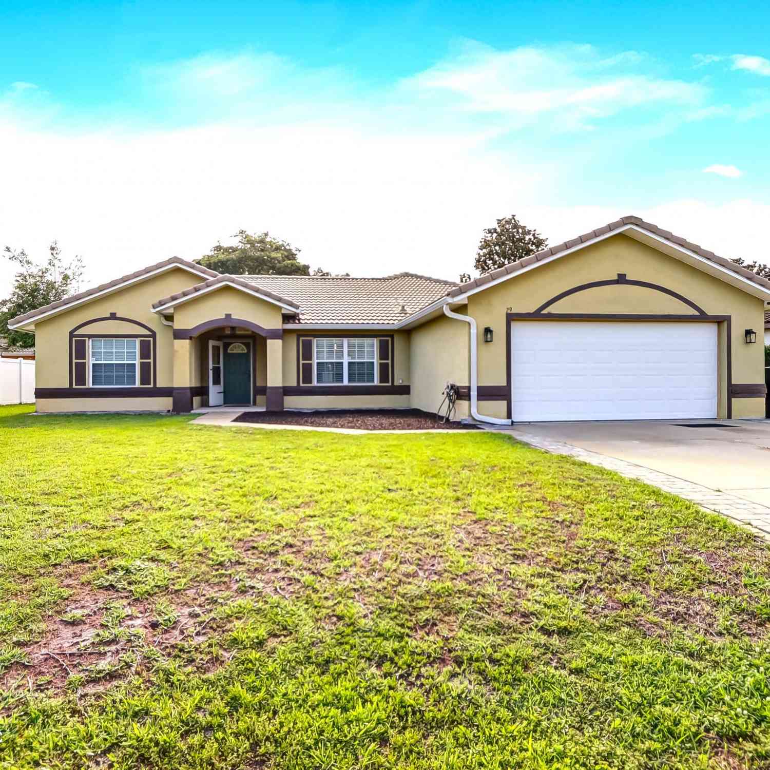 Homes For Sale - 29 Fairbank Lane<br/> Palm Coast, FL 32137
