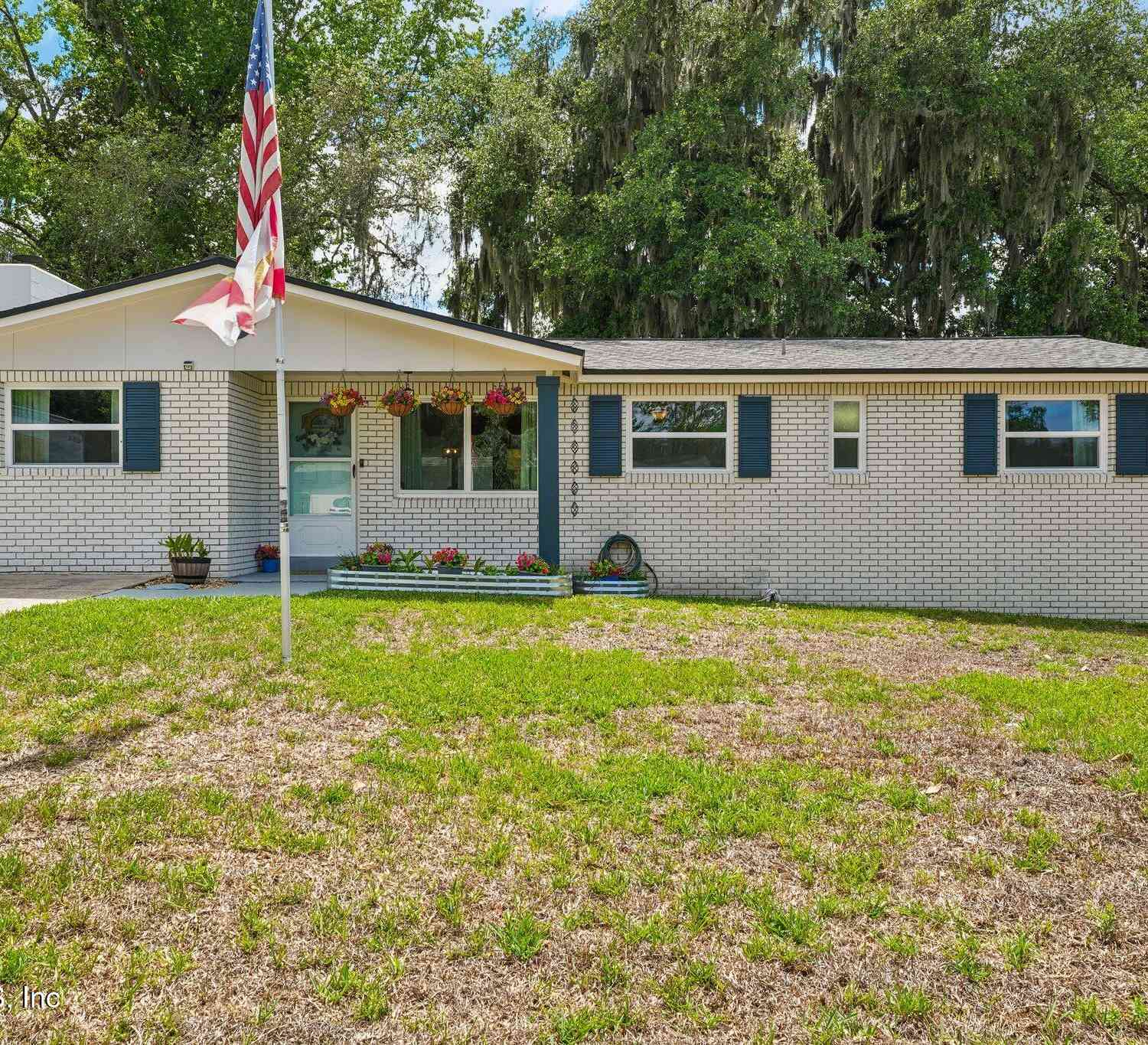 Homes For Sale - 428 Virgo Lane<br/> Orange Park, FL 32073