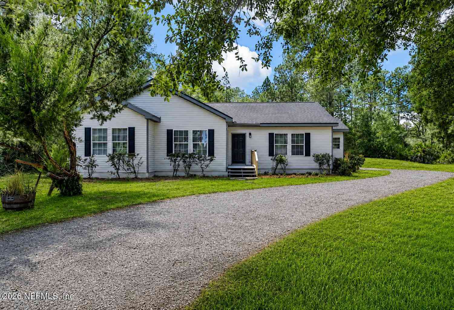 Homes For Sale - 19 N Cocoa Avenue<br/> Middleburg, FL 32068