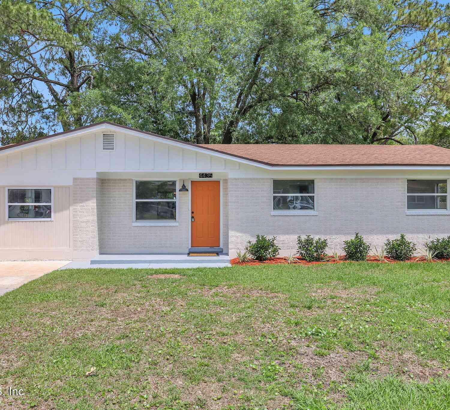 Homes For Sale - 4435 Rainer Road<br/> Jacksonville, FL 32210