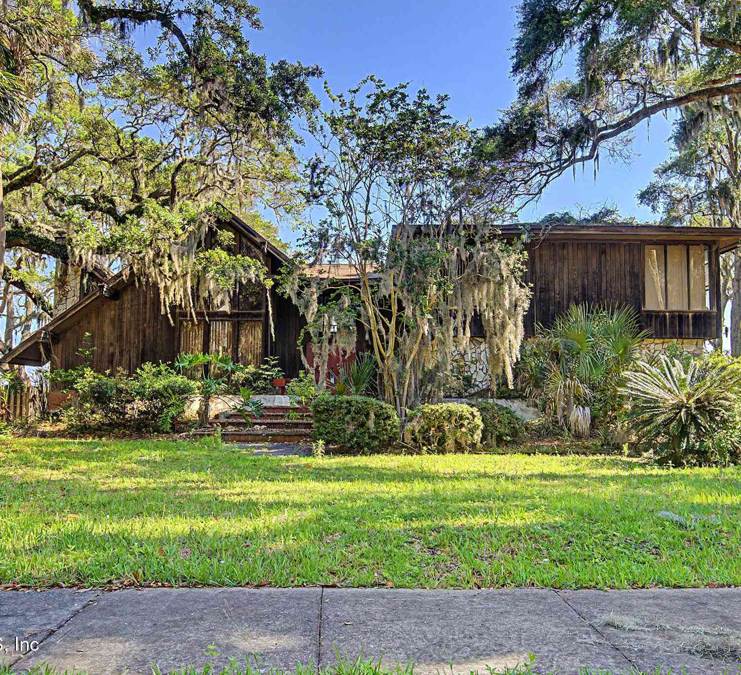 Homes For Sale - 5457 River Trail Road<br/> Jacksonville, FL 32277