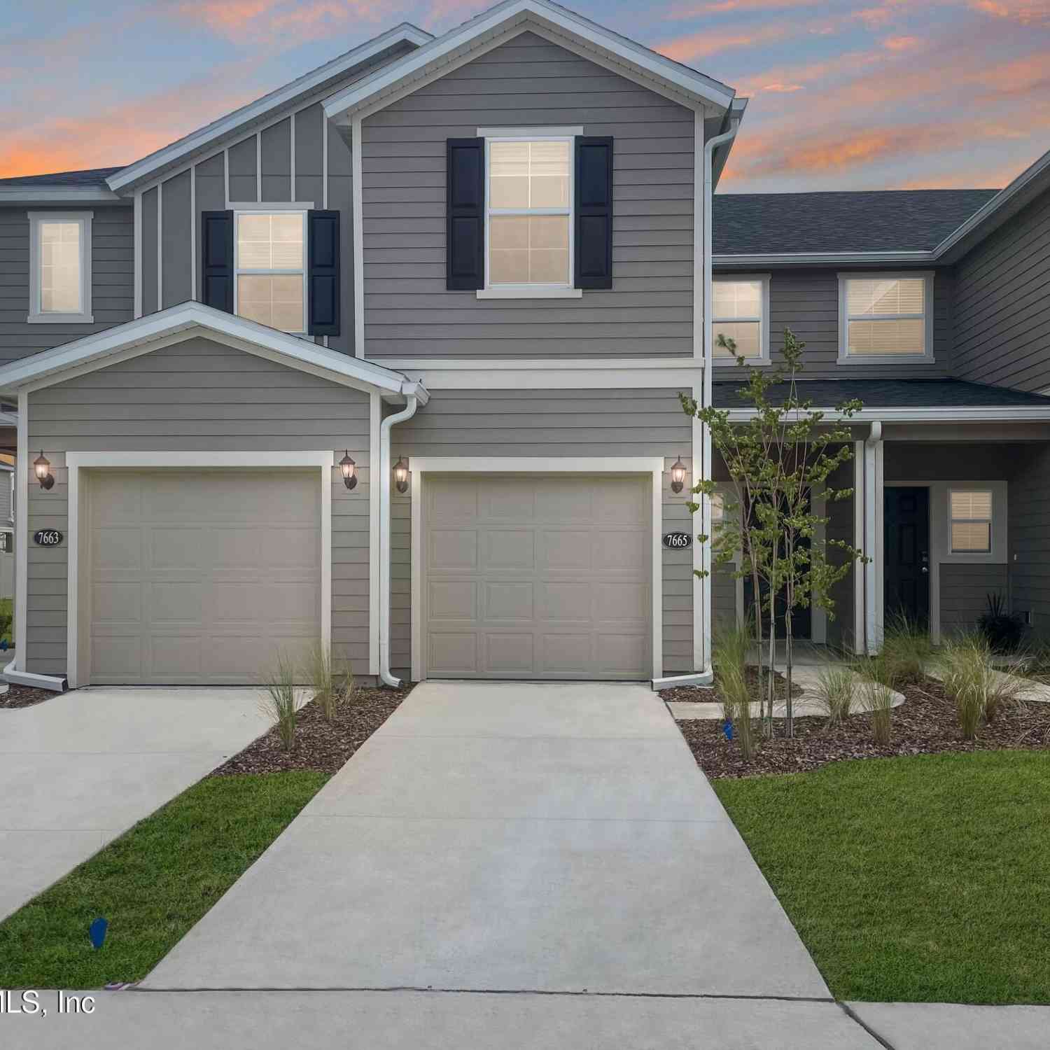 Townhouse For Rent - 7665 Merchants Way<br/> Jacksonville, FL 32222