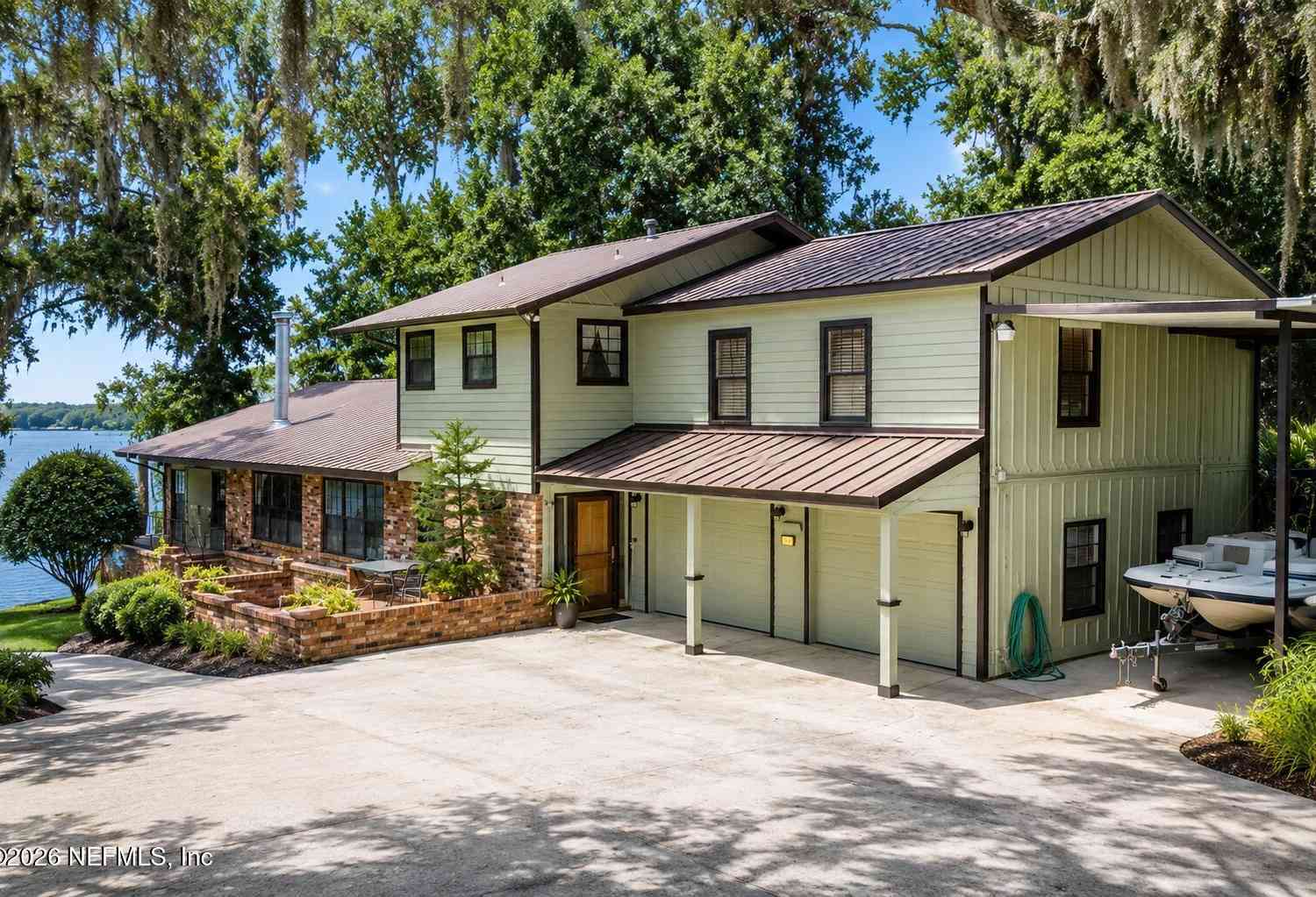 Homes For Sale - 8166 Alderman Road<br/> Melrose, FL 32666