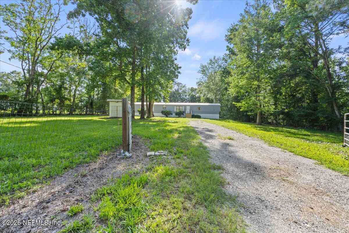 Mobile Home For Sale - 3197 Valley View<br/> Middleburg, FL 32068