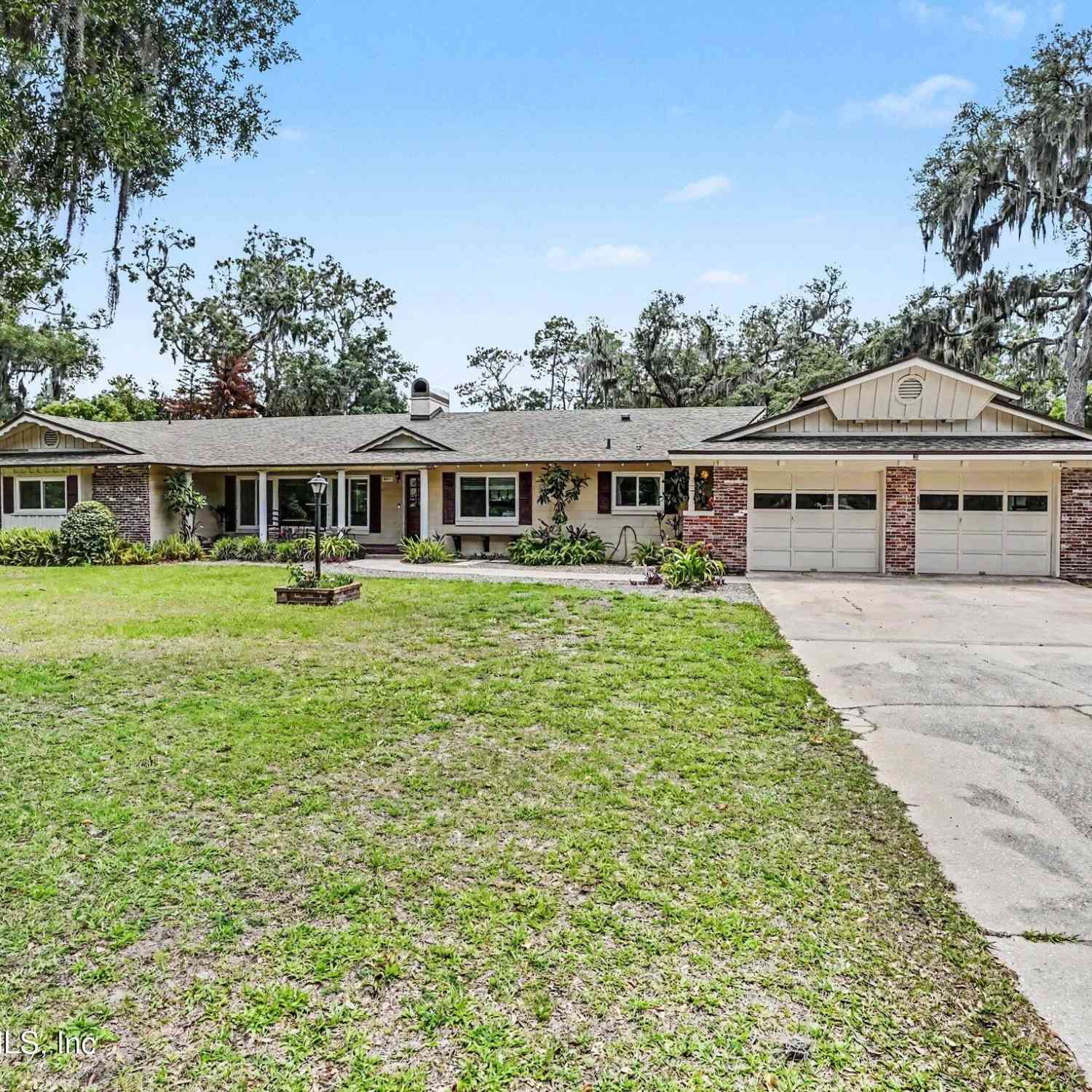 Homes For Sale - 5201 Wayside Drive<br/> Sanford, FL 32771