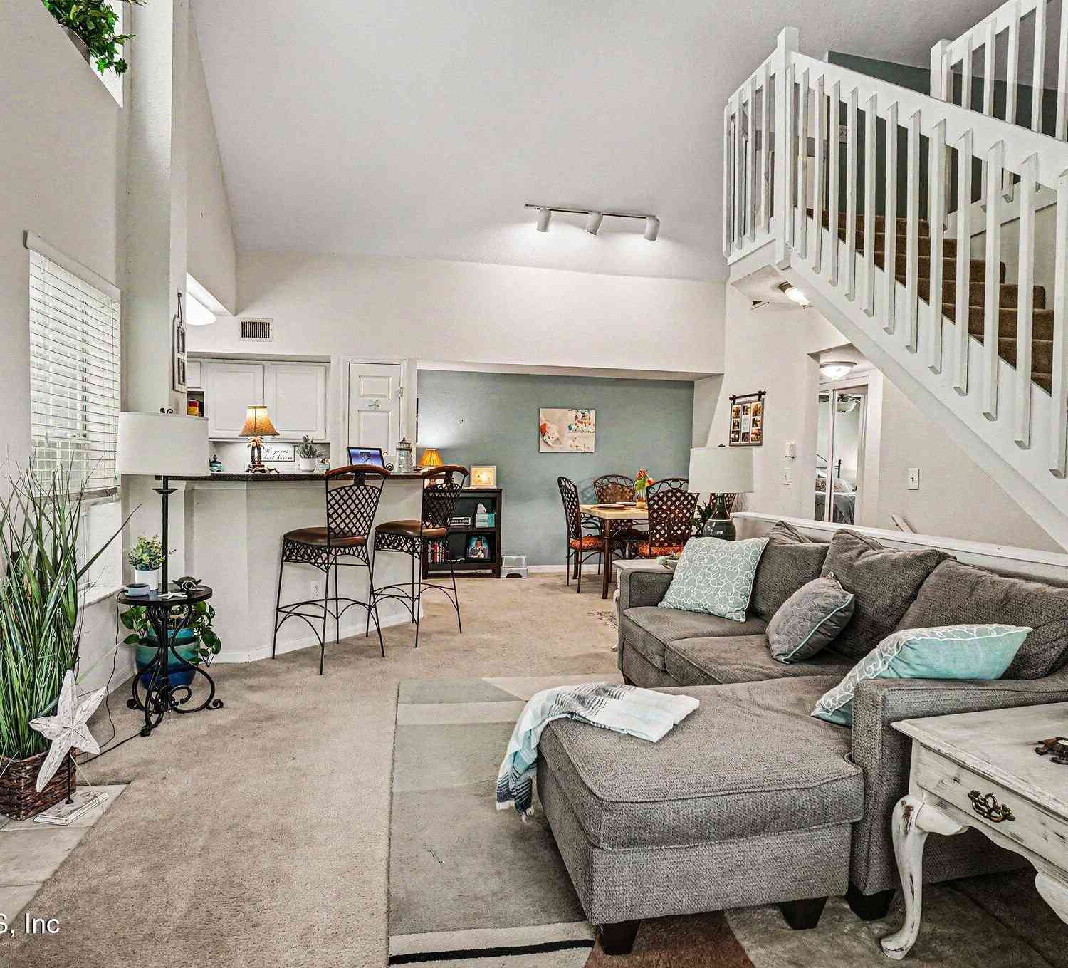 Condo For Sale - 13703 Richmond Park Drive #1908<br/> Duval County, Jacksonville, FL 32224