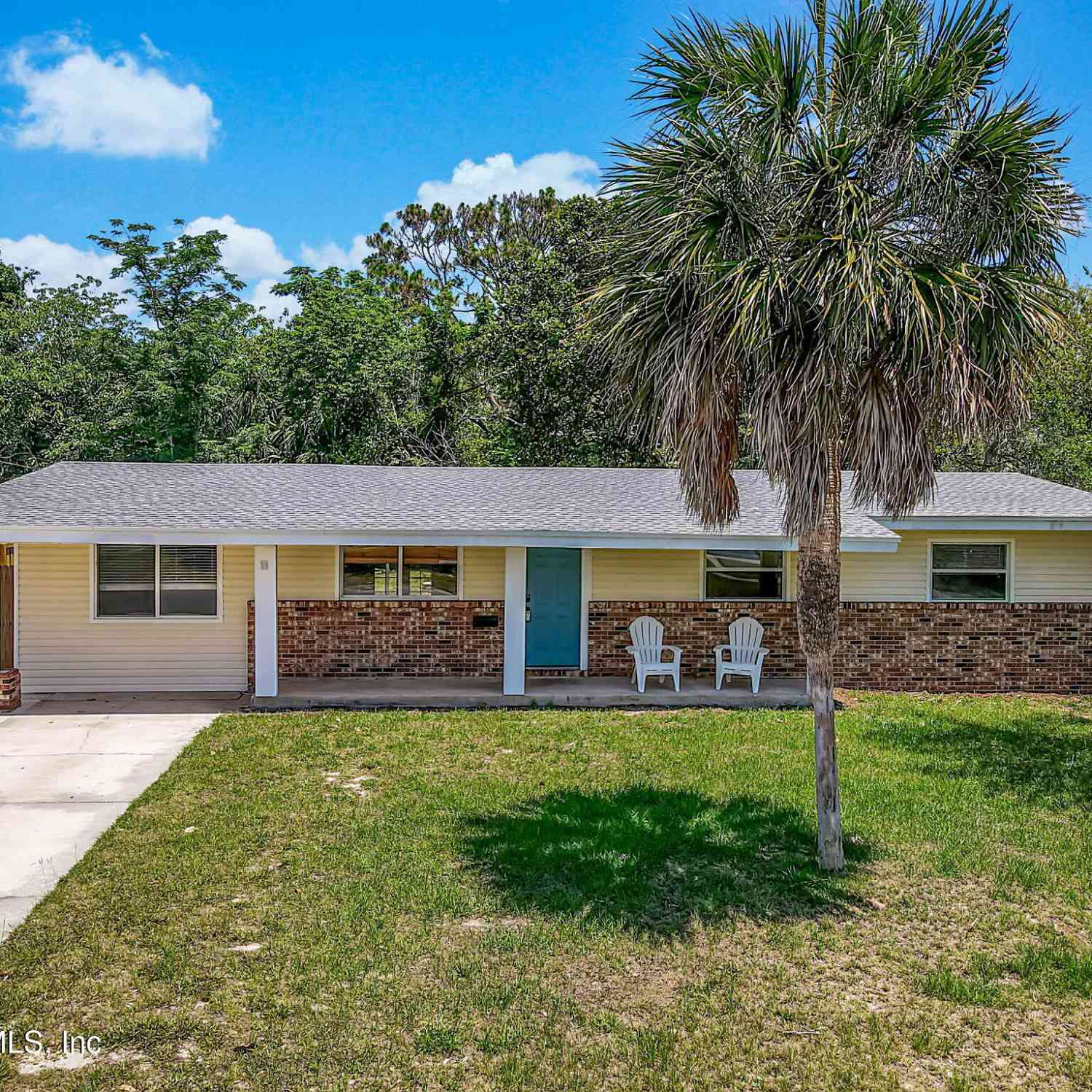 Homes For Sale - 11 Millie Drive<br/> Jacksonville Beach, FL 32250