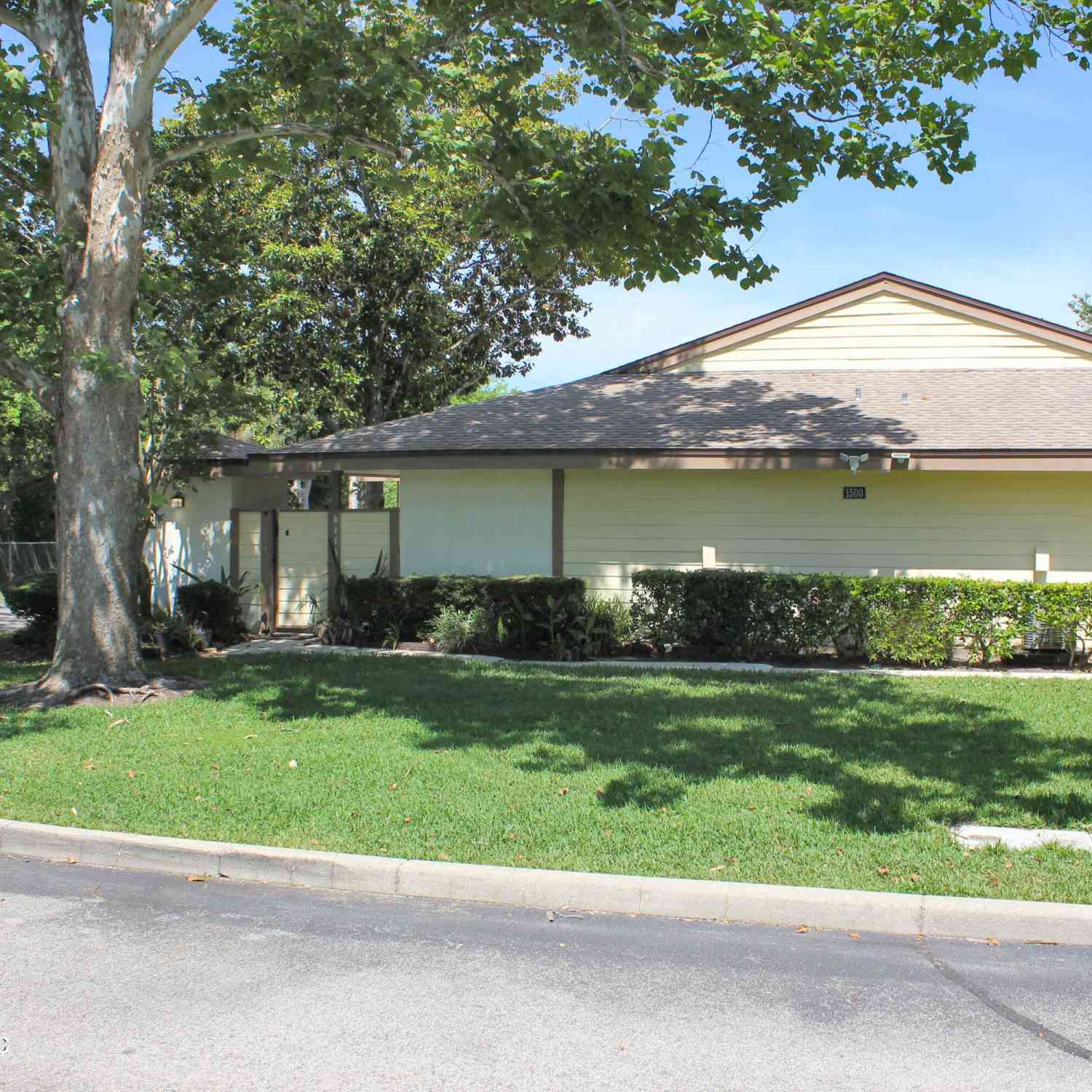 Condo For Sale - 1501 Challenger Court<br/> Duval County, Jacksonville, FL 32233