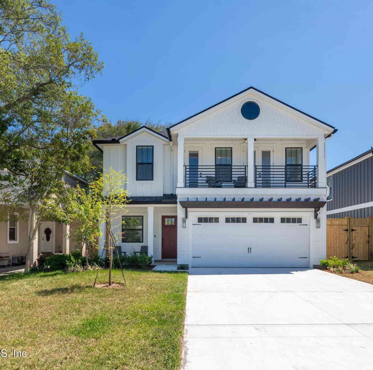 Homes For Sale - 620 Lower 8th Avenue<br/> Jacksonville Beach, FL 32250