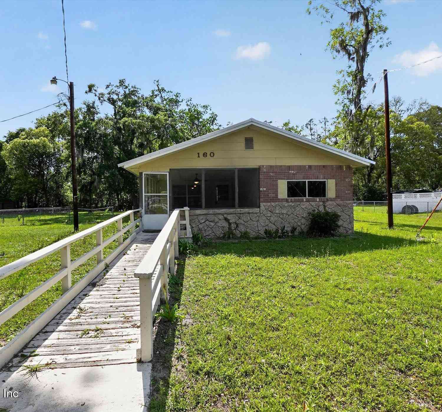 Condo For Sale - 160 SW 9th Avenue<br/> Lake Butler, FL 32054