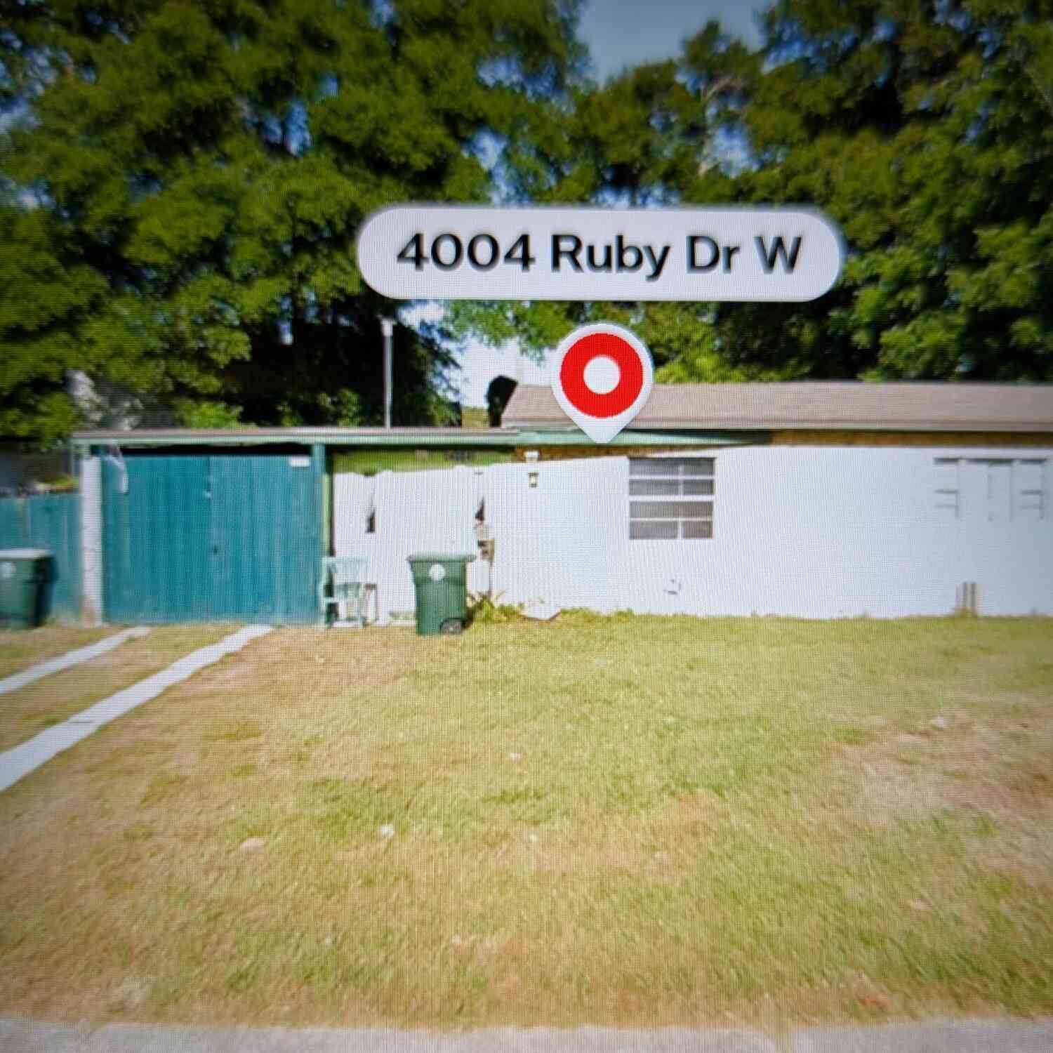 Homes For Sale - 4004 Ruby Drive<br/> Jacksonville, FL 32246