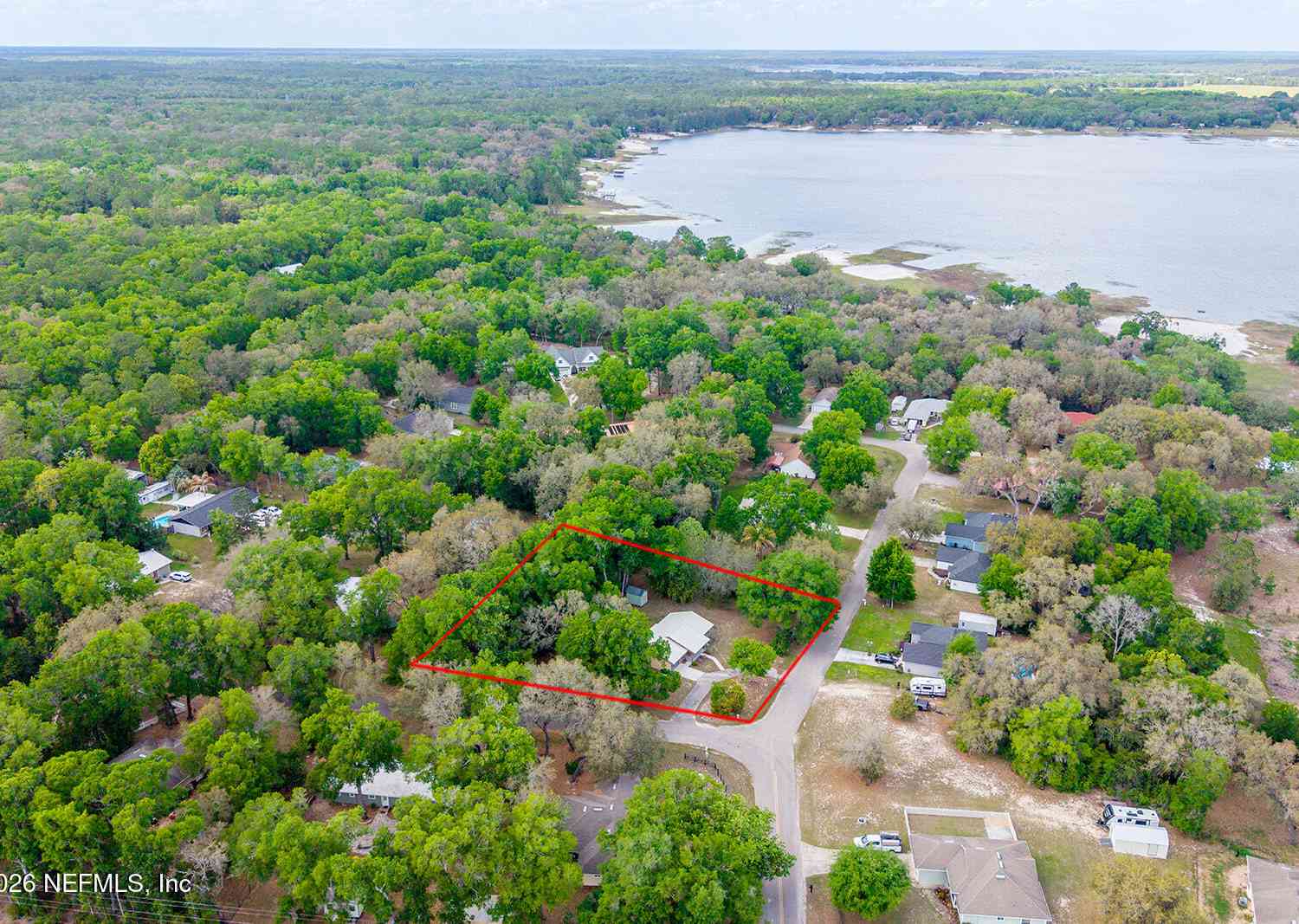 Homes For Sale - 102 Swans Nest Circle<br/> Melrose, FL 32666