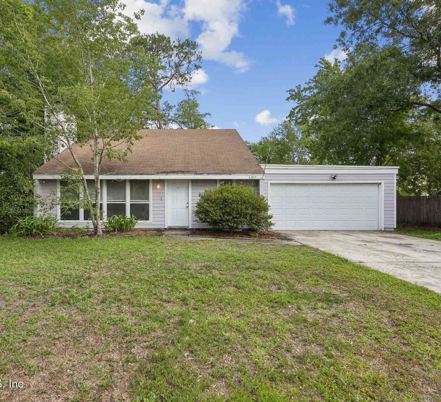 Homes For Sale - 6817 Coralberry Lane<br/> Jacksonville, FL 32244