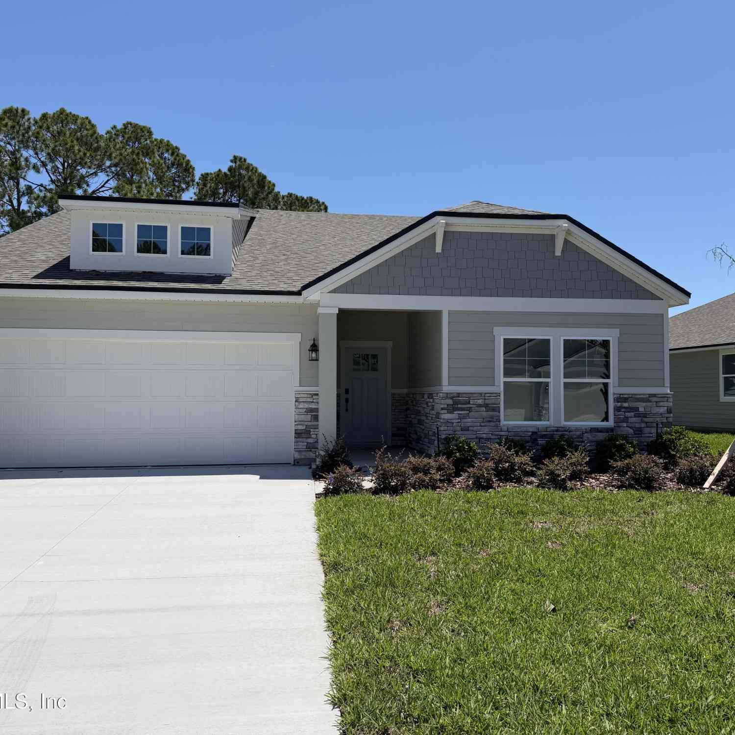 Homes For Sale - 32 Perseus Avenue<br/> Flagler County, Flagler Beach, FL 32136