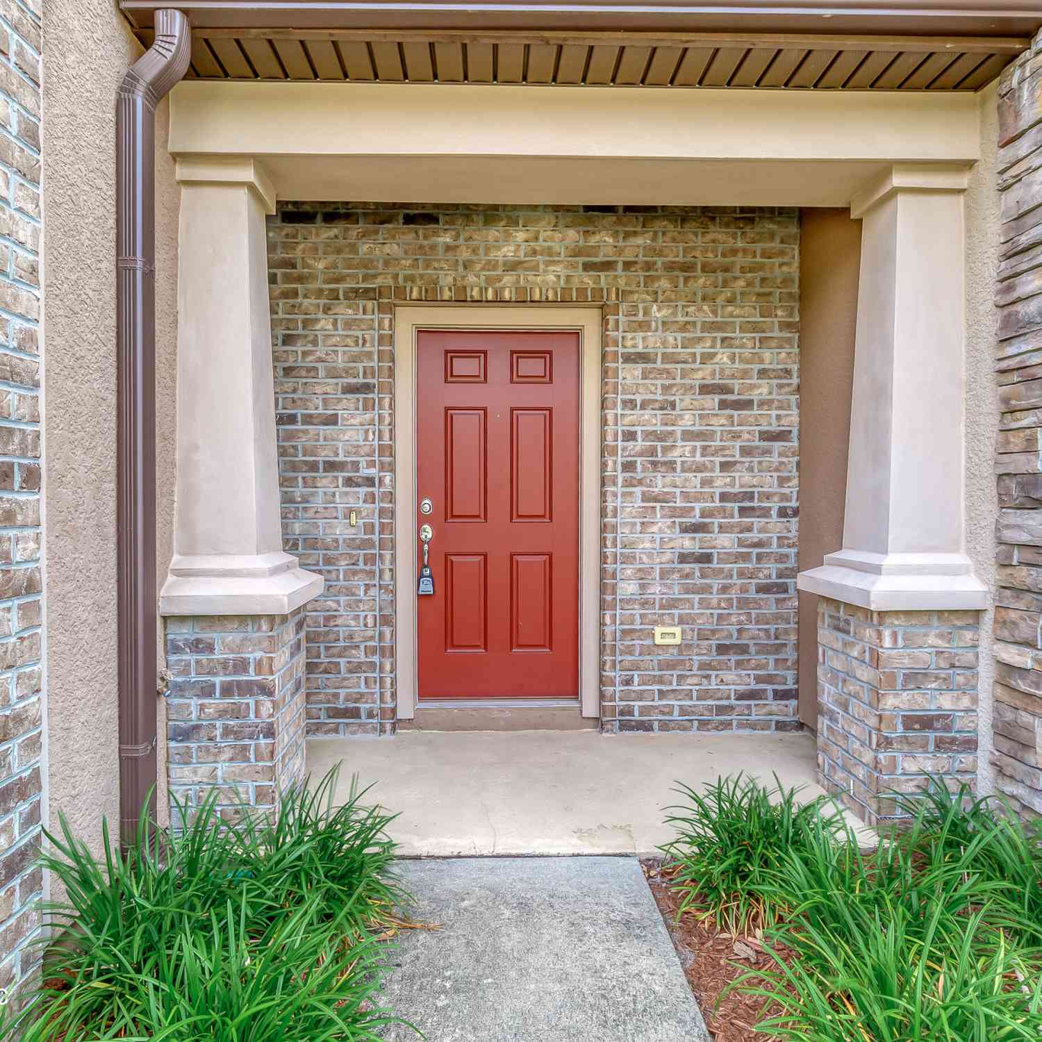 Townhouse For Sale - 7021 Buroak Court<br/> Jacksonville, FL 32258