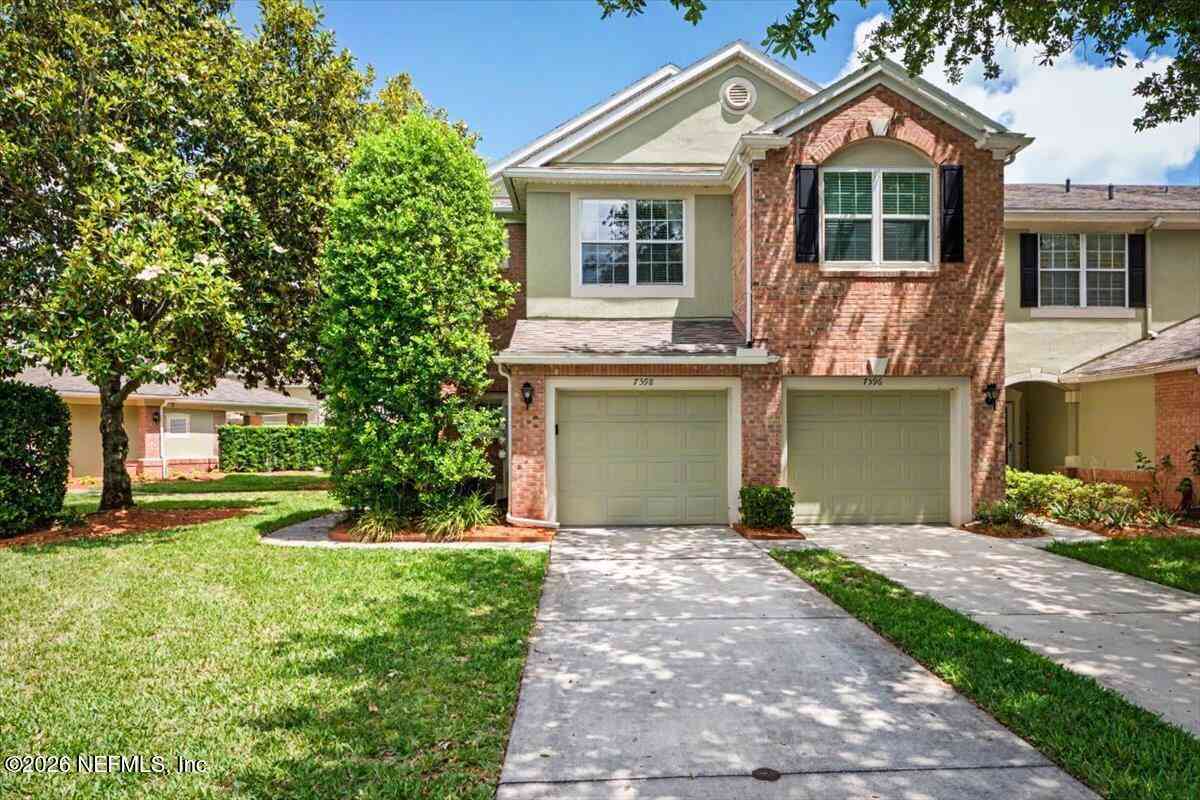 Townhouse For Sale - 7598 Red Crane Lane<br/> Jacksonville, FL 32256