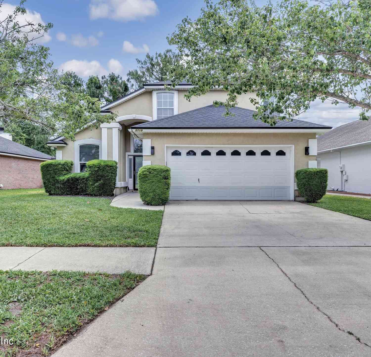 Homes For Sale - 3719 Sea Hawk Street<br/> Jacksonville, FL 32224