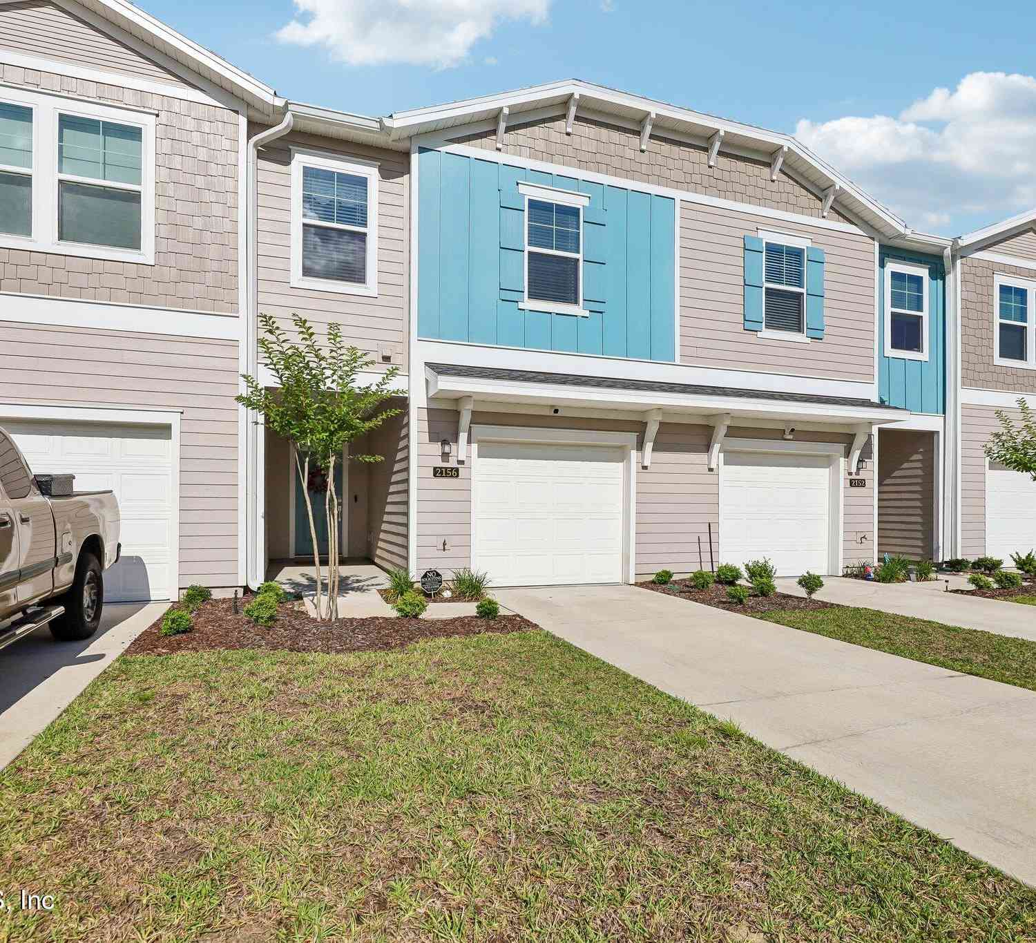 Townhouse For Sale - 2156 Windward Cay Lane<br/> Middleburg, FL 32068