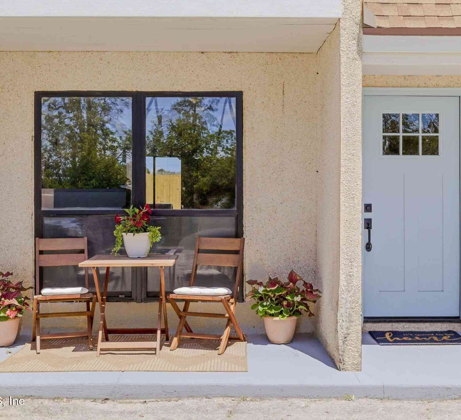 Townhouse For Sale - 2513 Waters Edge Drive<br/> Neptune Beach, FL 32266