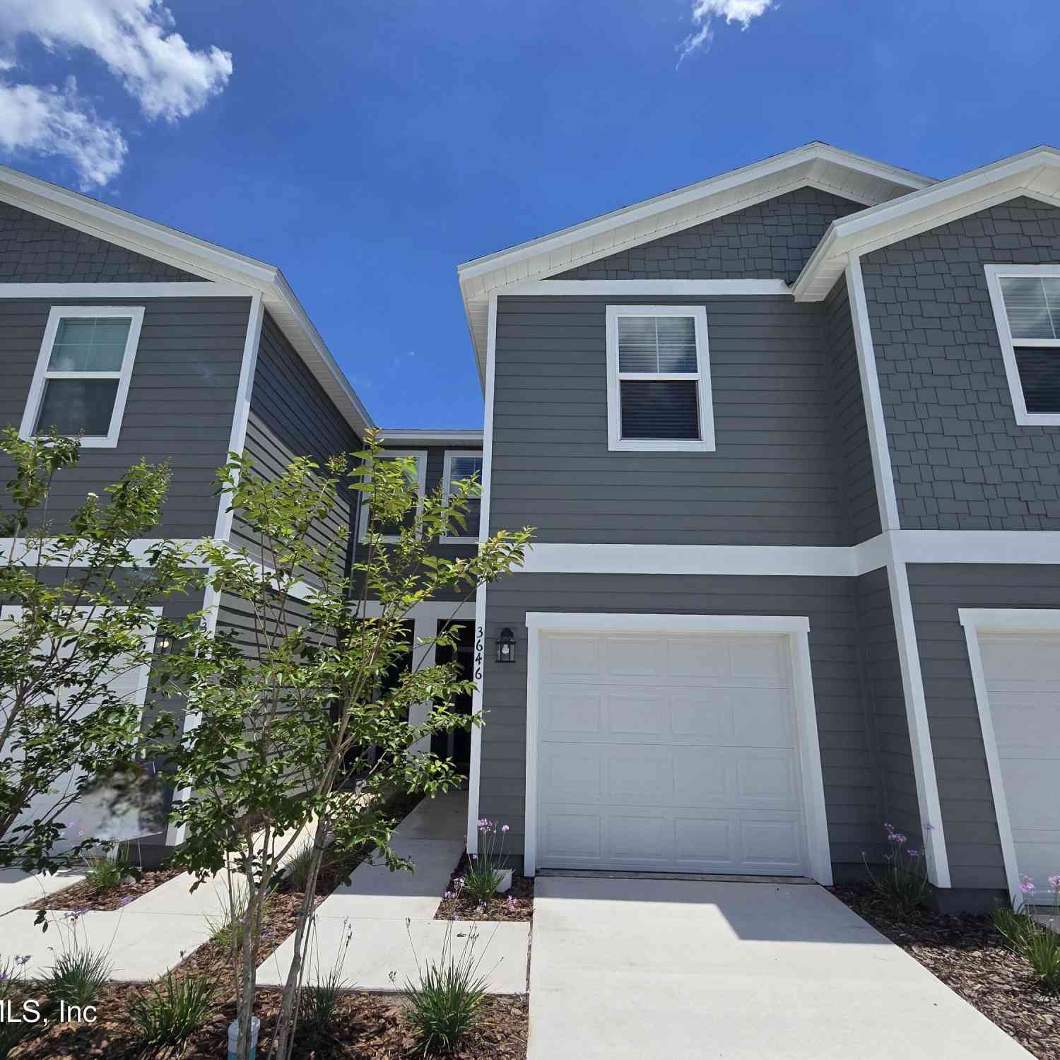 Townhouse For Sale - 3646 Luxor Way<br/> Middleburg, FL 32068
