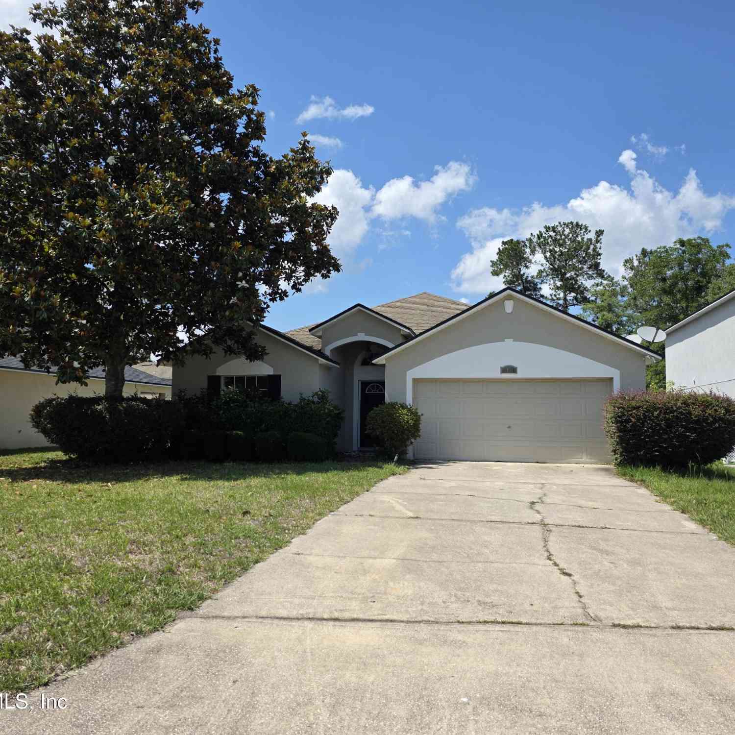 Homes For Rent - 3751 Longleaf Forest Lane<br/> Jacksonville, FL 32210