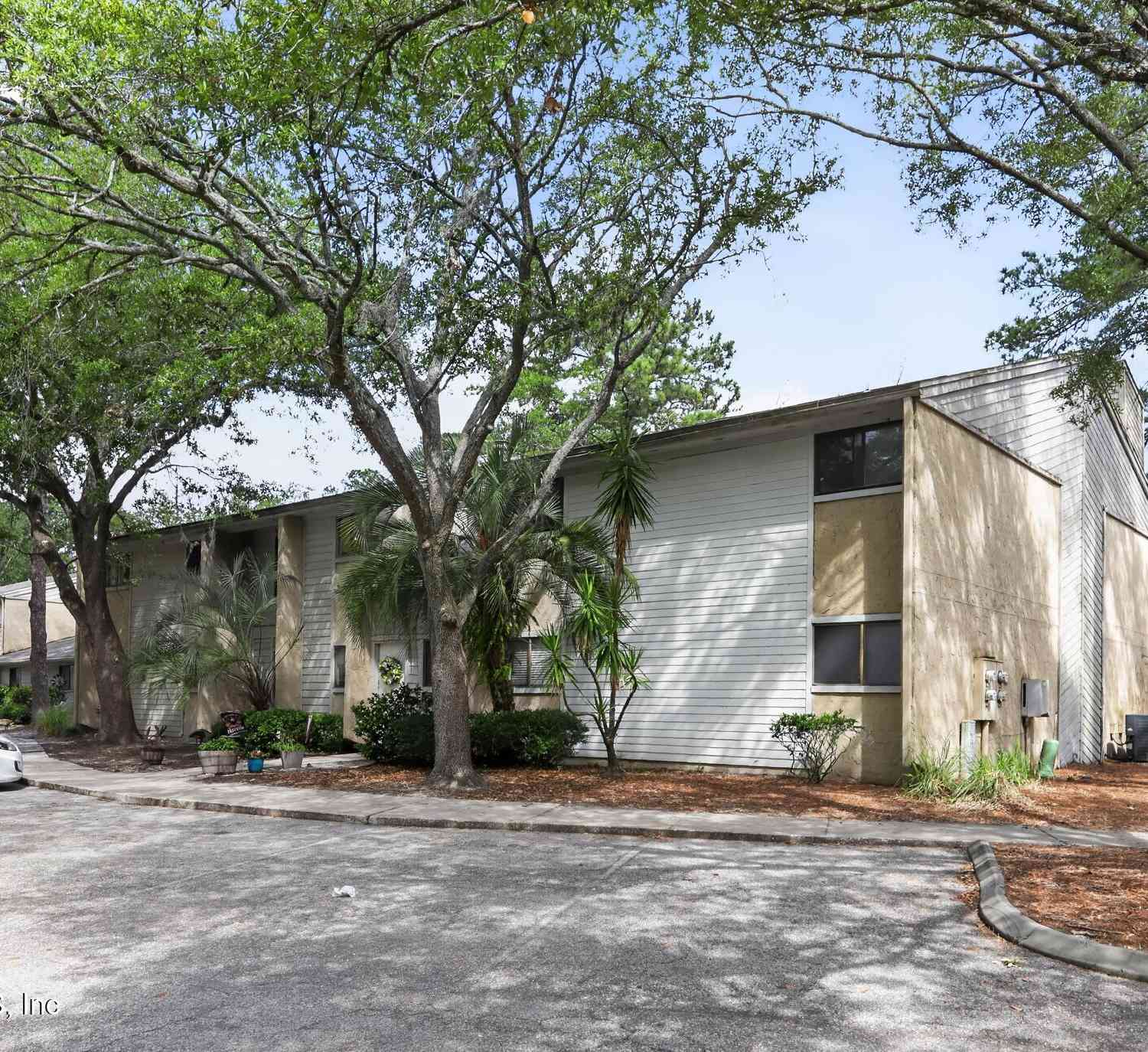 Condo For Sale - 3801 Crown Point Road #2113<br/> Duval County, Jacksonville, FL 32257