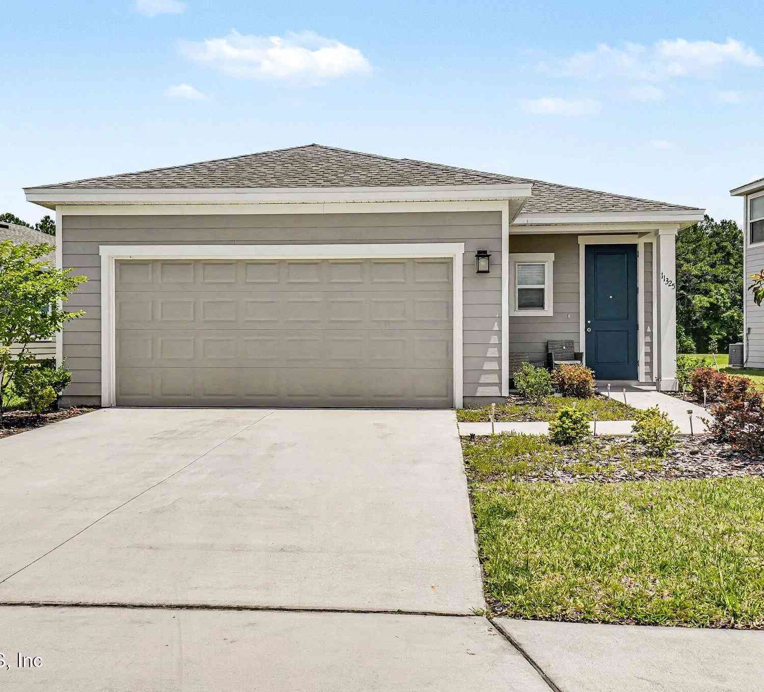 Homes For Sale - 11325 Streamsong Drive<br/> Jacksonville, FL 32221