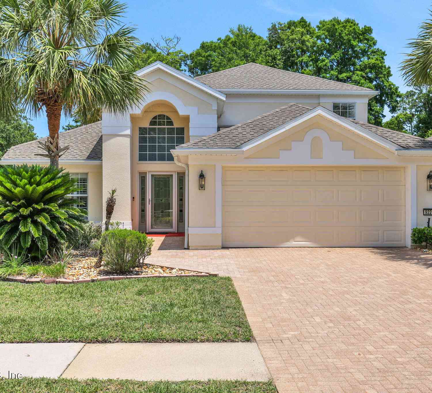 Homes For Sale - 9223 Sunrise Breeze Circle<br/> Jacksonville, FL 32256