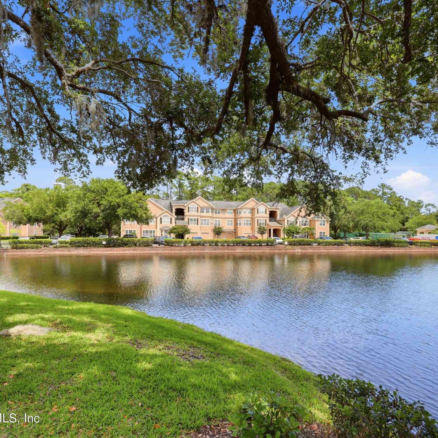 Condo For Sale - 13810 Sutton Park Drive #932<br/> Duval County, Jacksonville, FL 32224