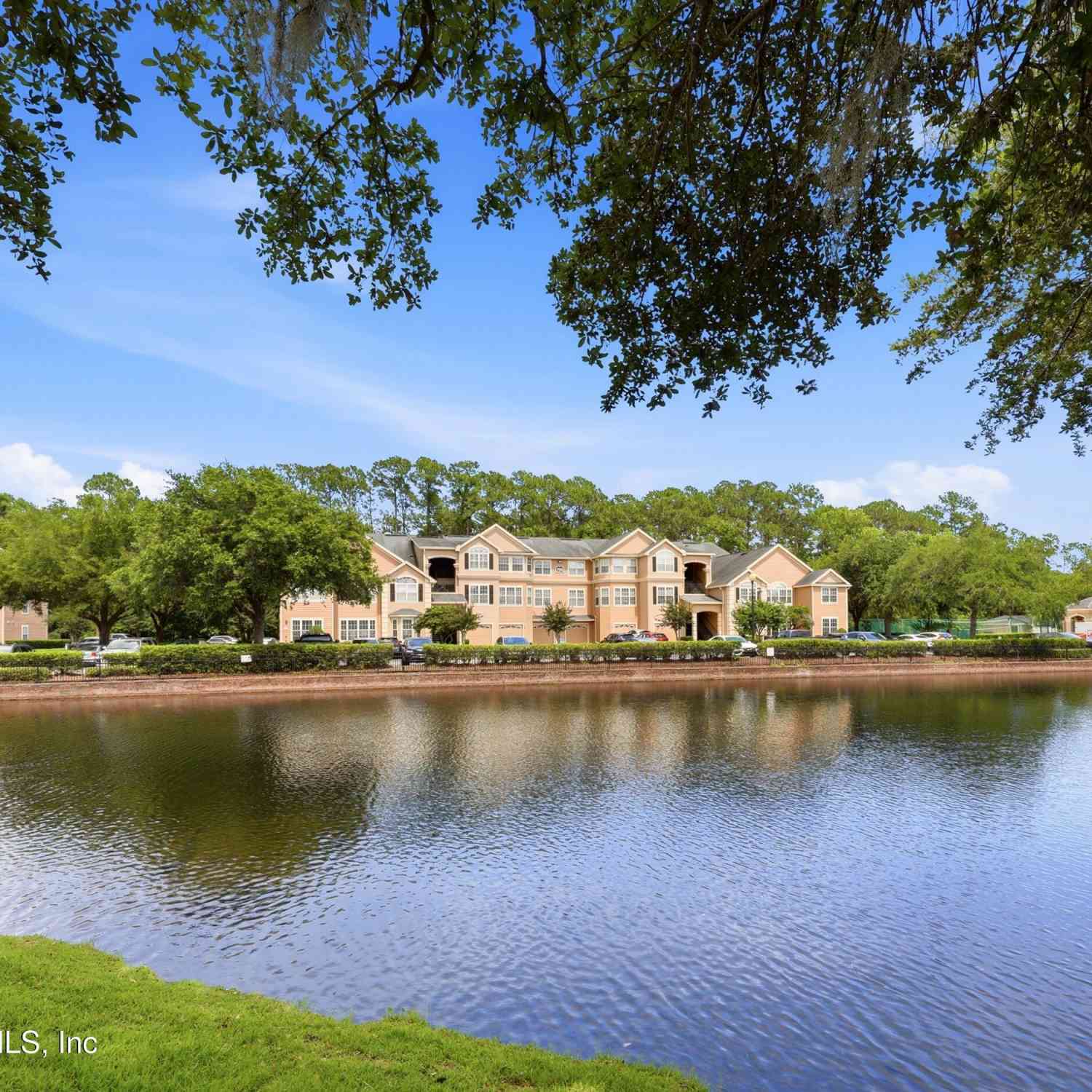 Condo For Sale - 13810 Sutton Park Drive #932<br/> Jacksonville, FL 32224