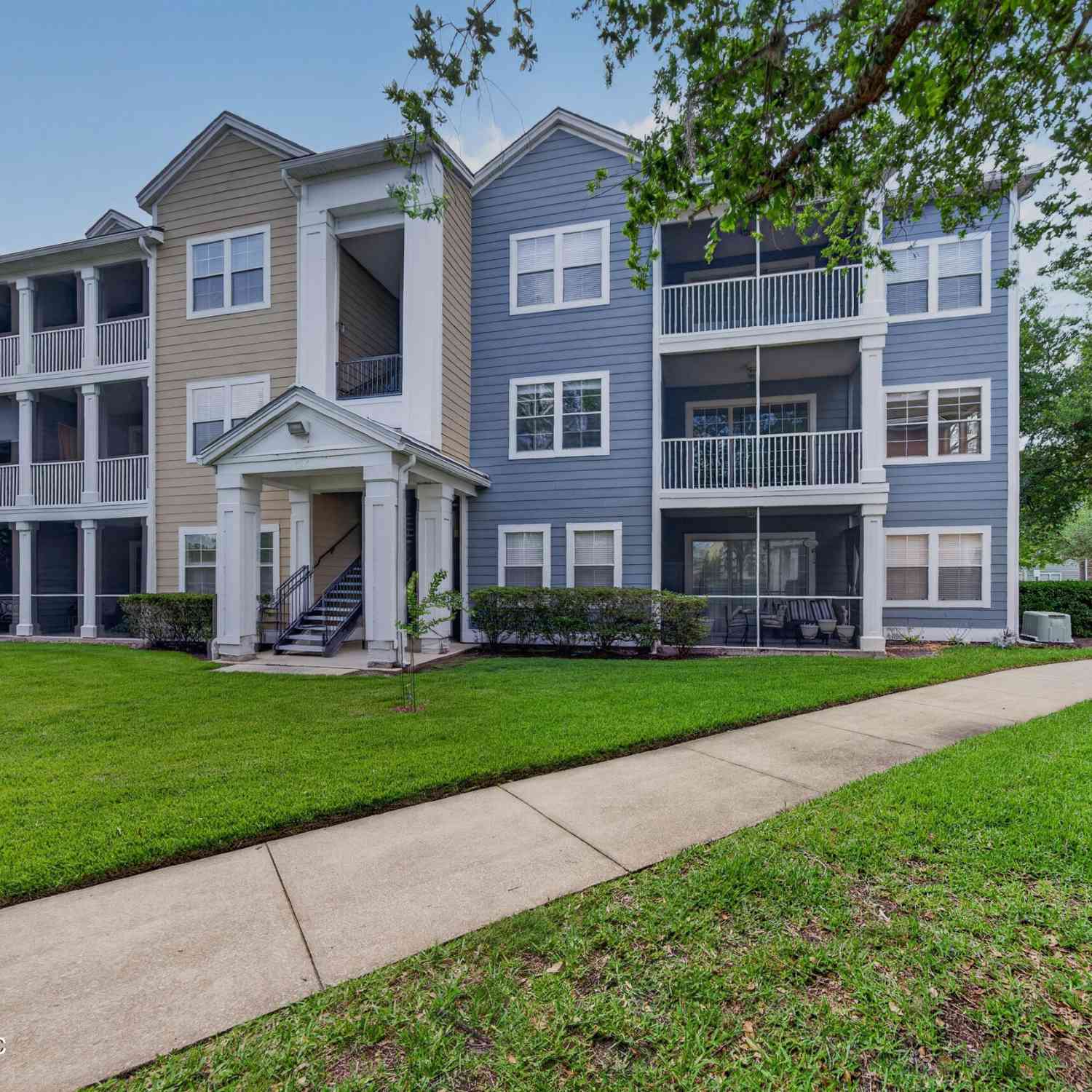Condo For Sale - 8550 Touchton Road #1022<br/> Duval County, Jacksonville, FL 32216