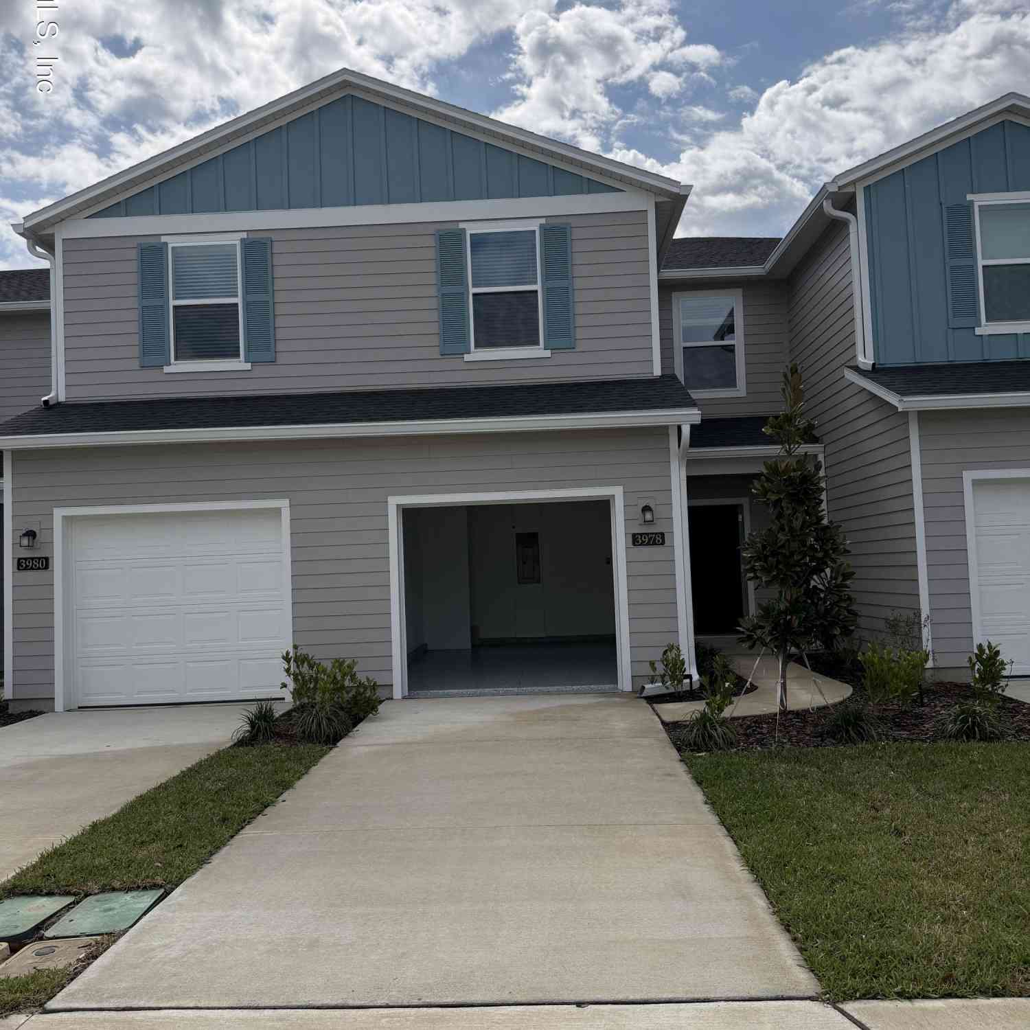 Townhouse For Rent - 6972 Golden Monarch Avenue<br/> Jacksonville, FL 32217