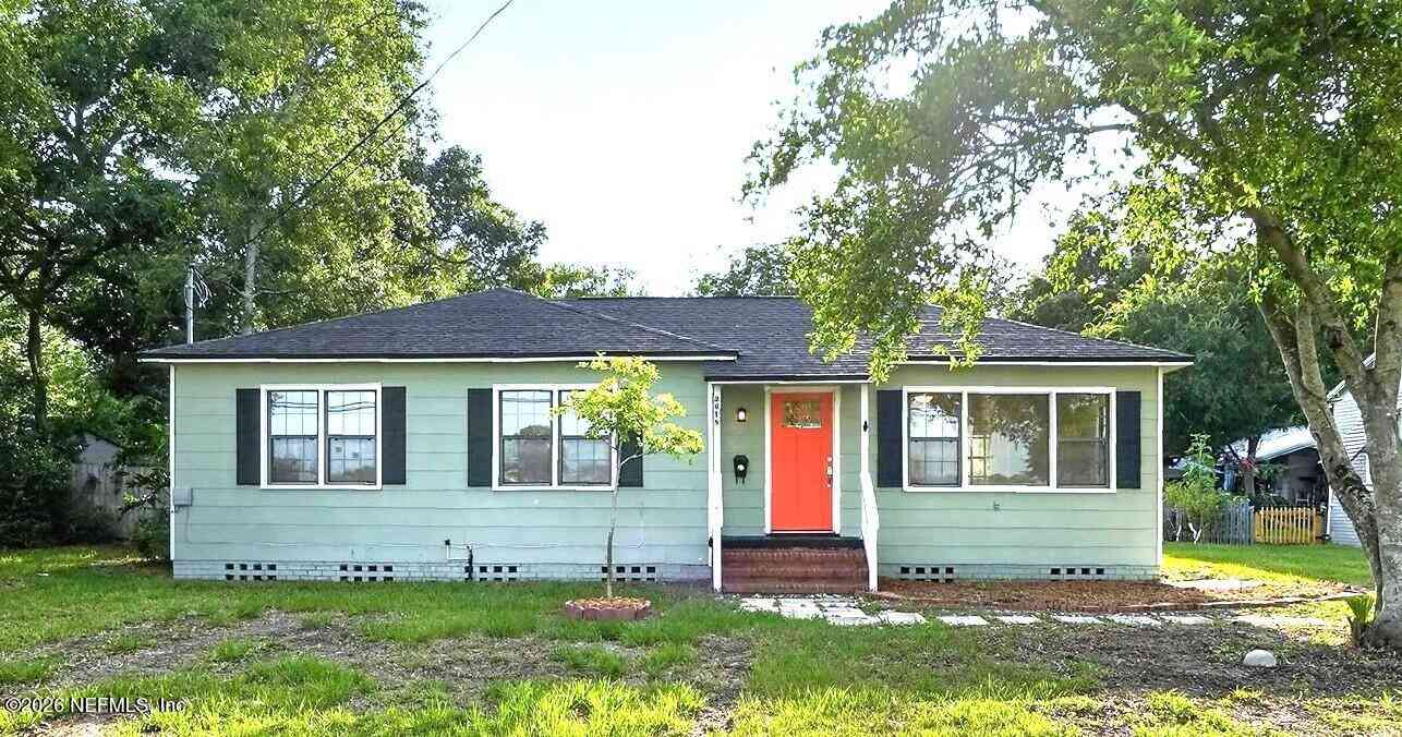 Homes For Sale - 2618 Bayview Road<br/> Jacksonville, FL 32210